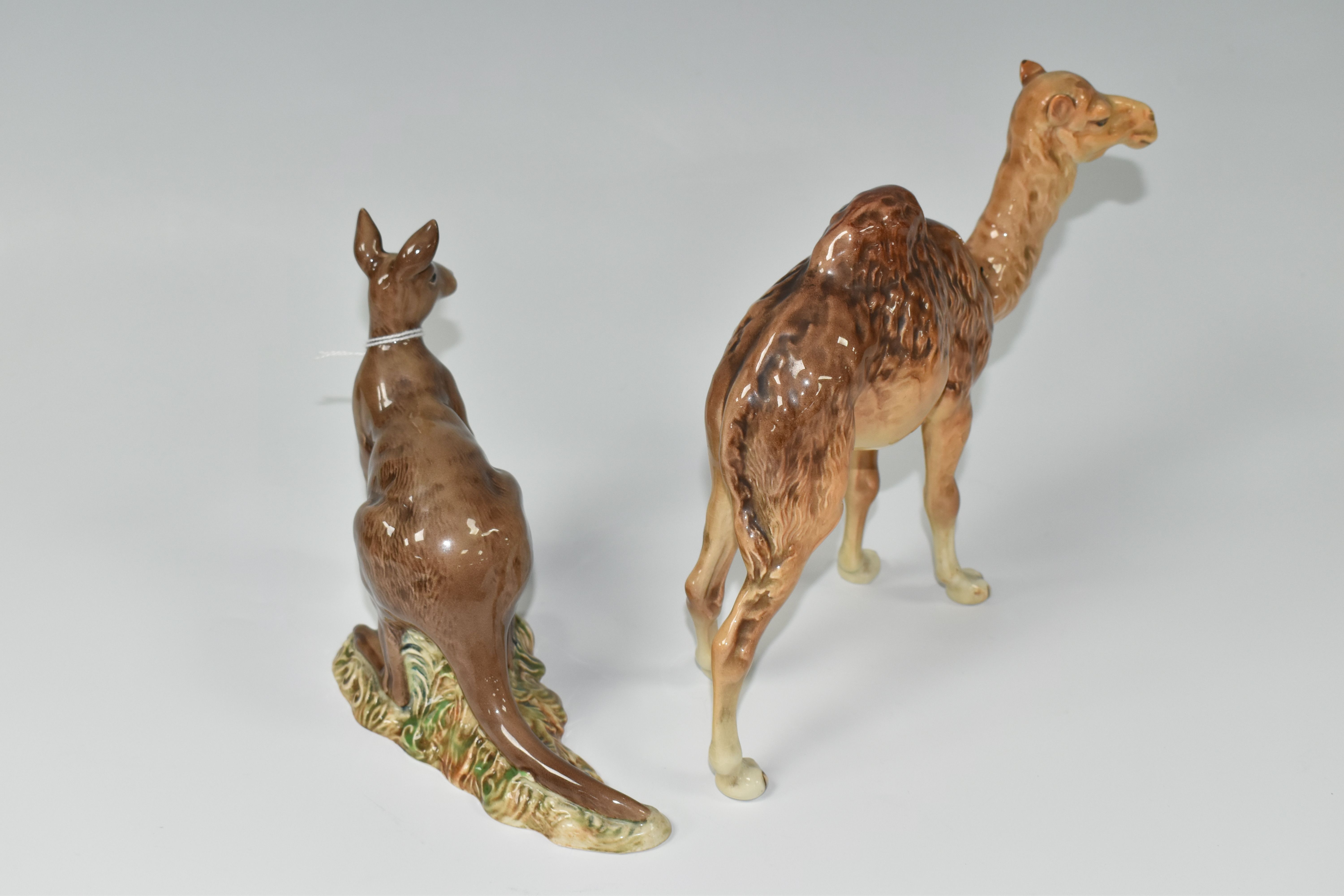 TWO BESWICK ANIMALS, comprising a Kangaroo 1160 and Camel 1044 (2) (Condition Report: a small chip - Image 3 of 5