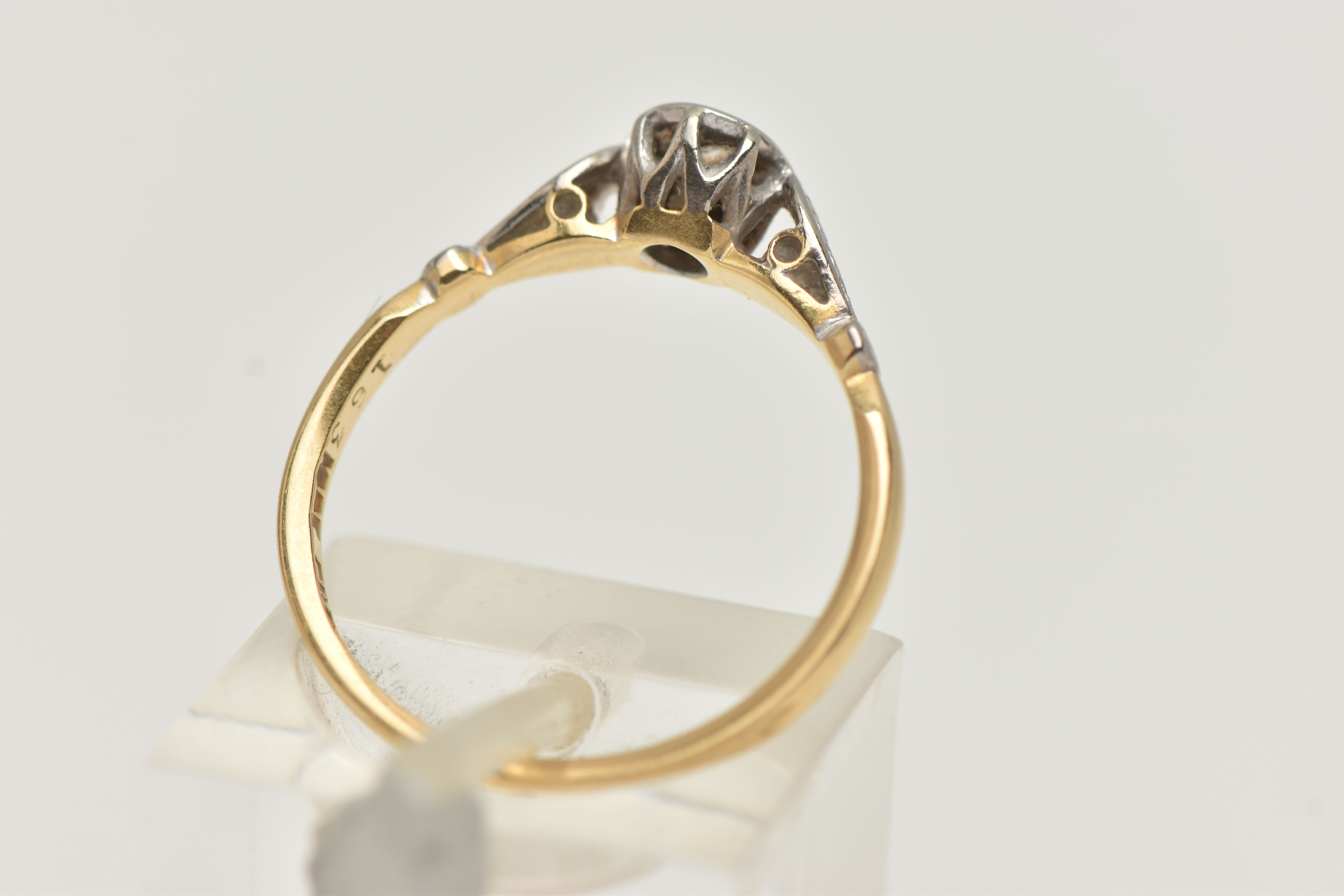 A YELLOW AND WHITE METAL DIAMOND SINGLE STONE RING, illusion set round brilliant cut diamond, - Image 3 of 4