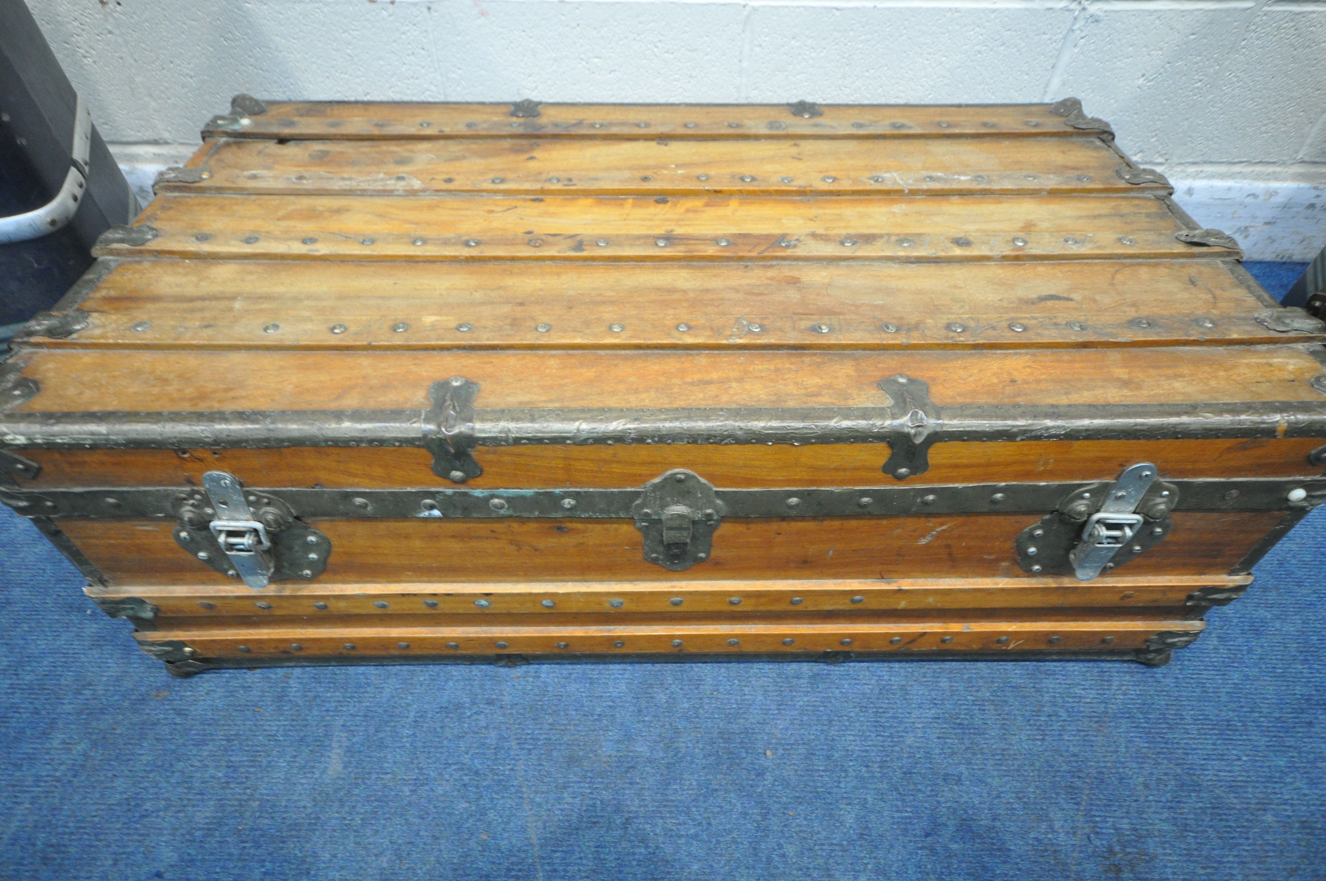 A METAL BANDED WOODEN TRUNK, with twin leather handles, width 101cm x depth 57cm x height 45cm, - Image 2 of 5