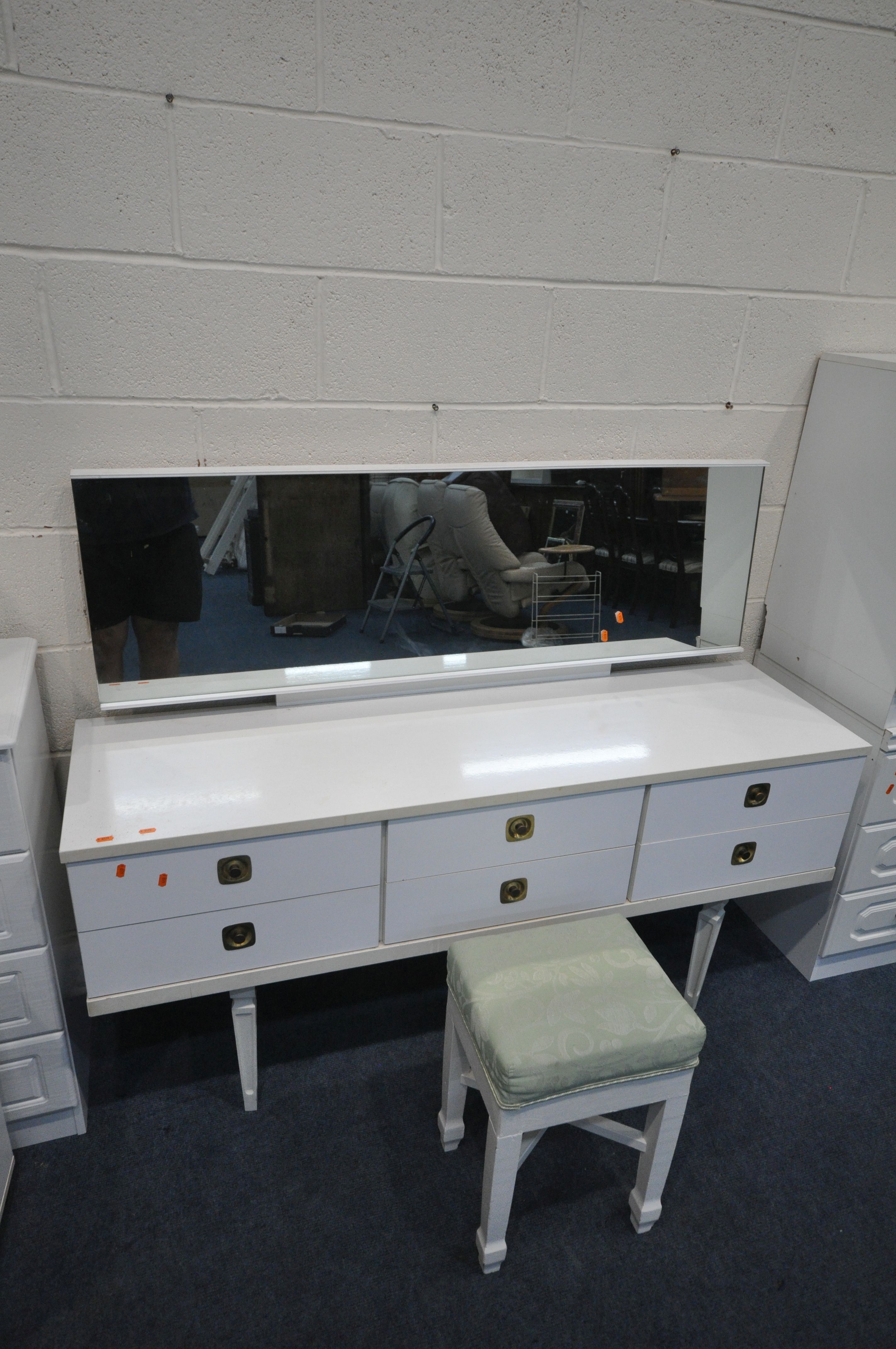 A SELECTION OF WHITE BEDROOM FURNITURE, to include a dressing table, with a single rectangular - Image 2 of 4