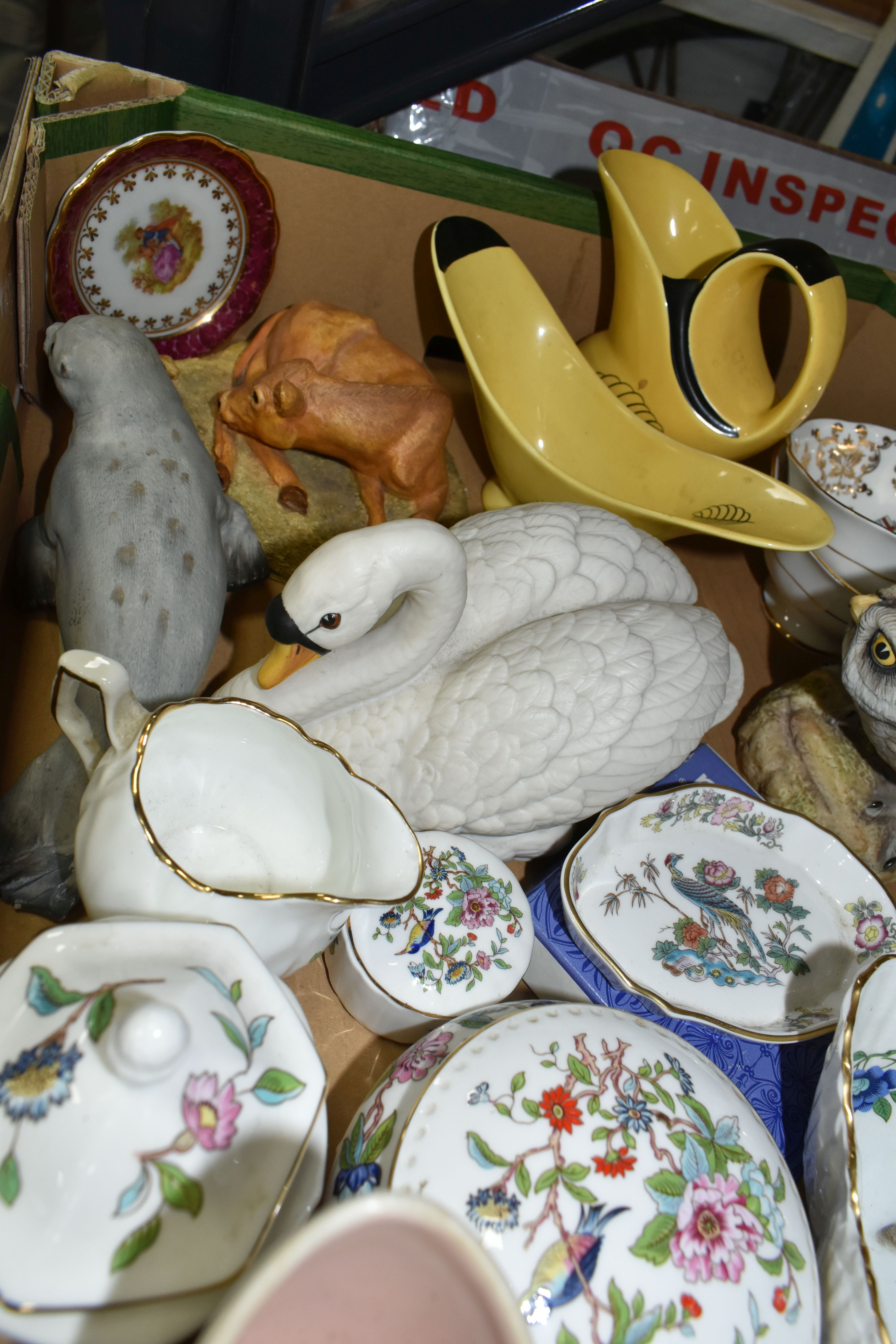 TWO BOXES AND LOOSE CERAMICS AND GLASS WARE, to include a nineteenth century Staffordshire figure of - Bild 8 aus 8