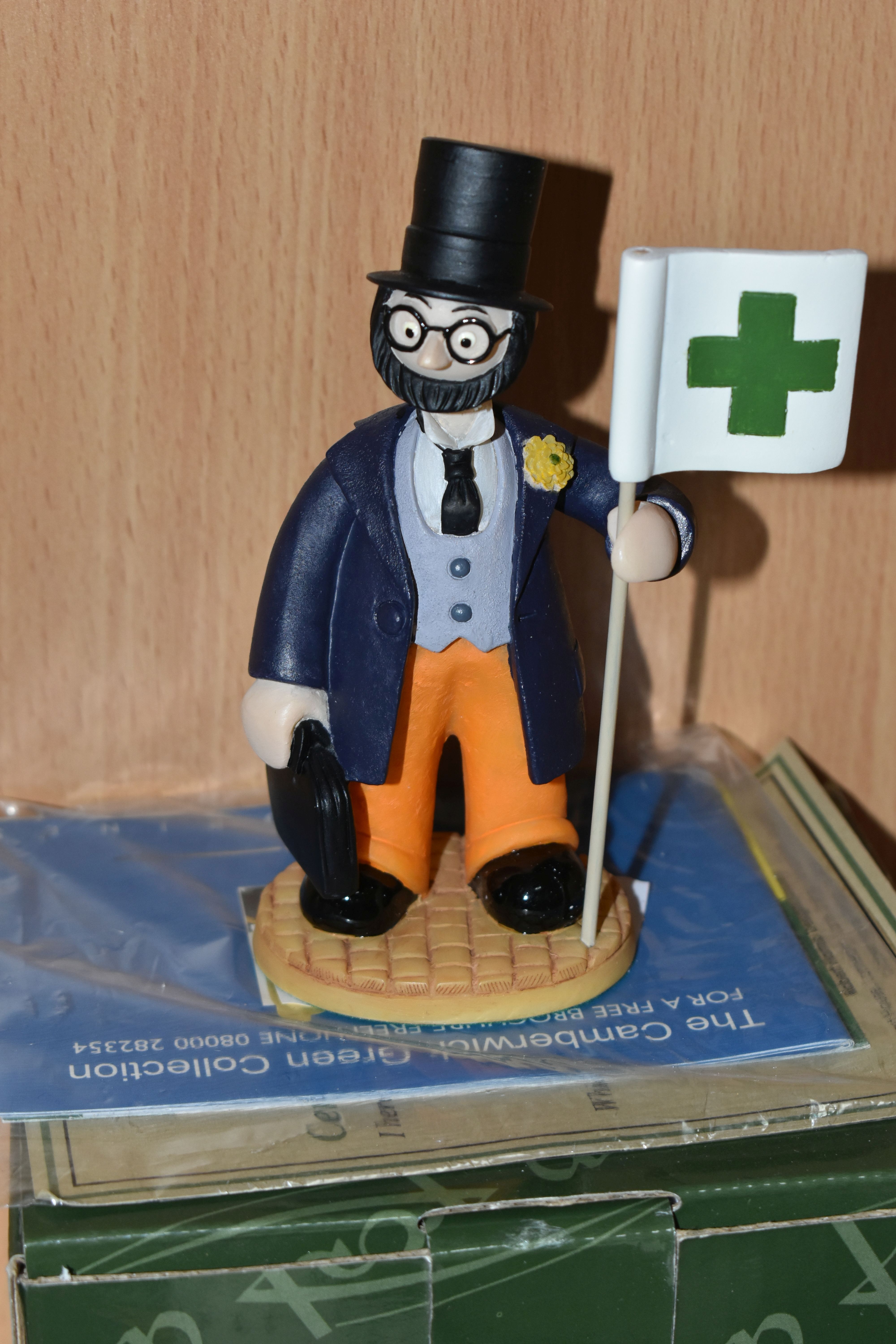 NINE BOXED ROBERT HARROP CAMBERWICK GREEN COLLECTION FIGURES, comprising a Collectors Club Event - Image 3 of 6