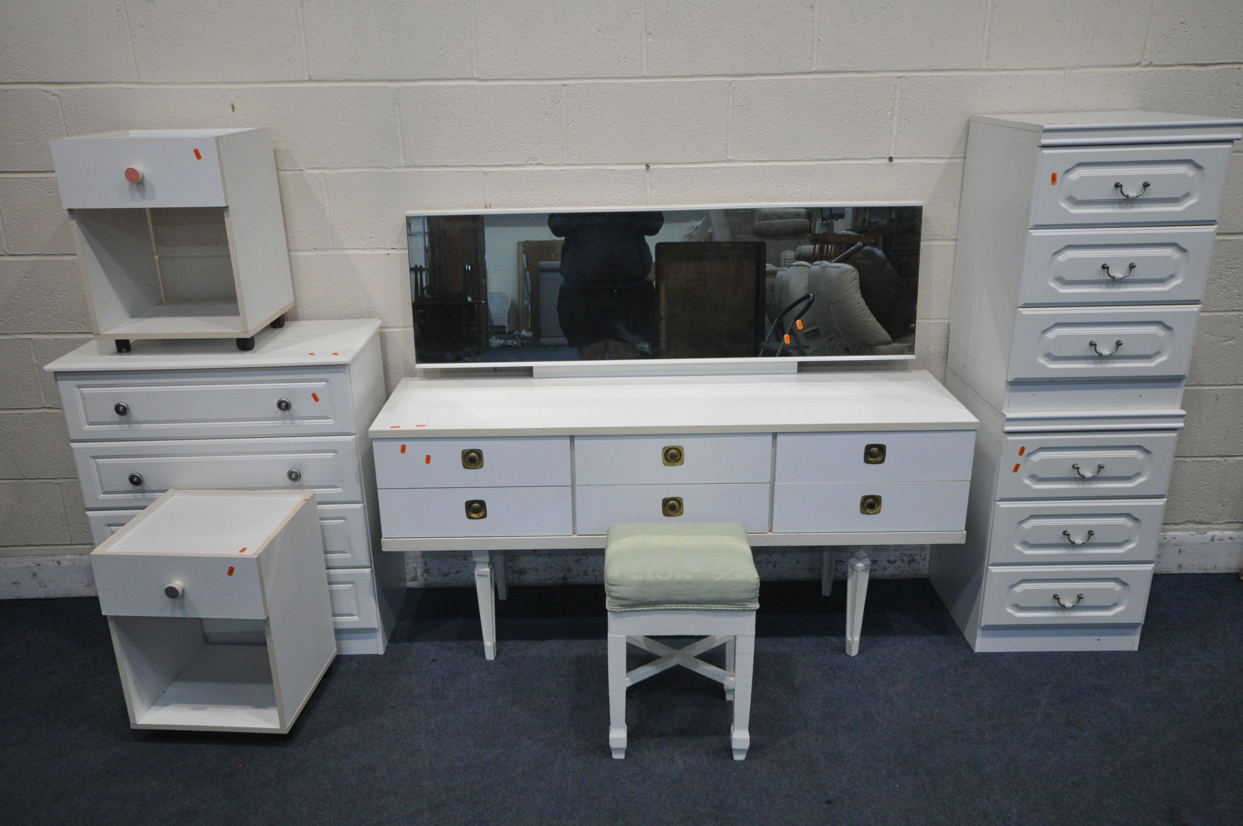 A SELECTION OF WHITE BEDROOM FURNITURE, to include a dressing table, with a single rectangular
