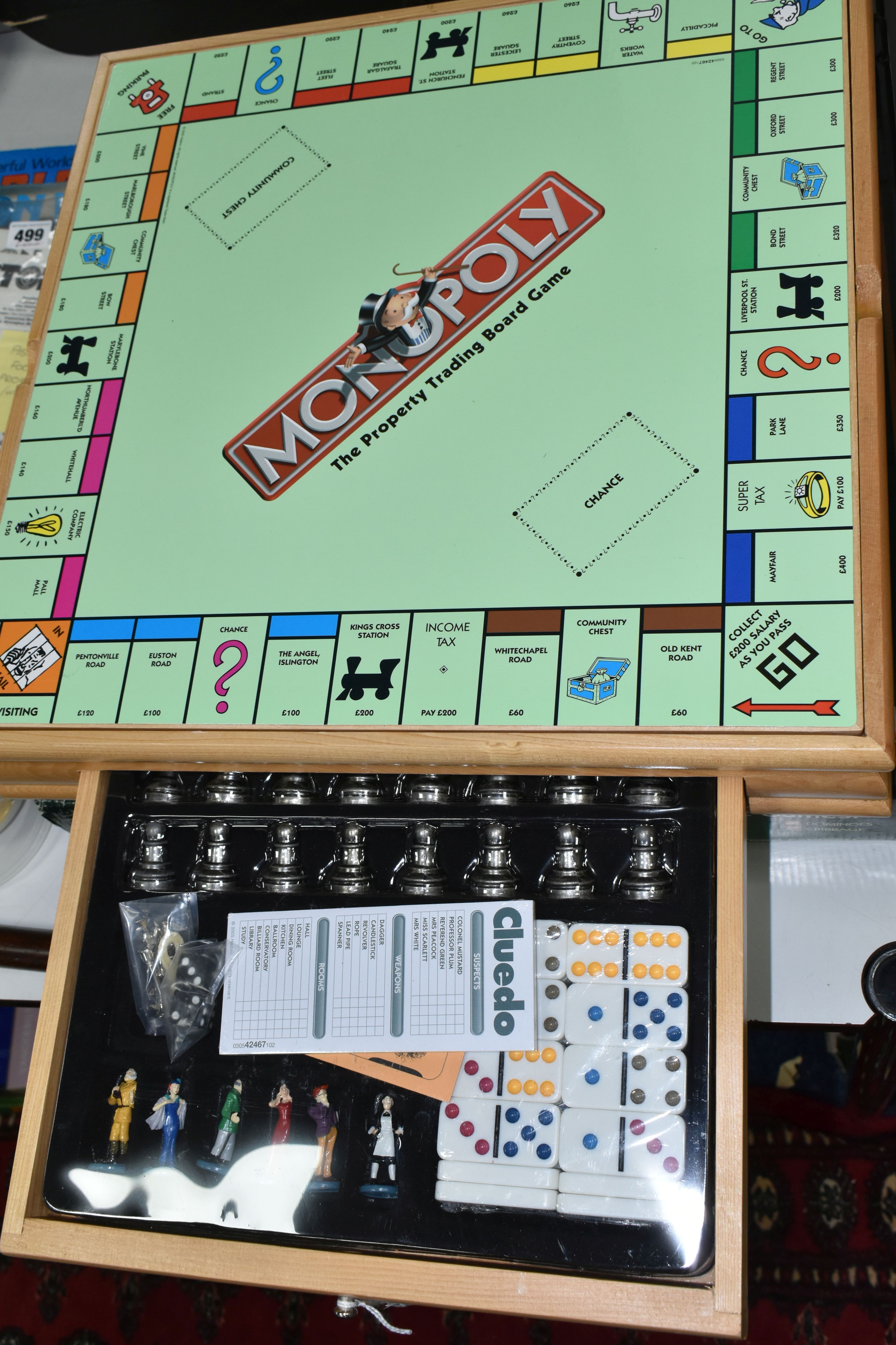 A BOXED PARKER WOODEN DOUBLE SIDED MONOPOLY AND CLUEDO BOARD WITH FIVE OTHER CLASSIC GAMES, ( - Image 2 of 4