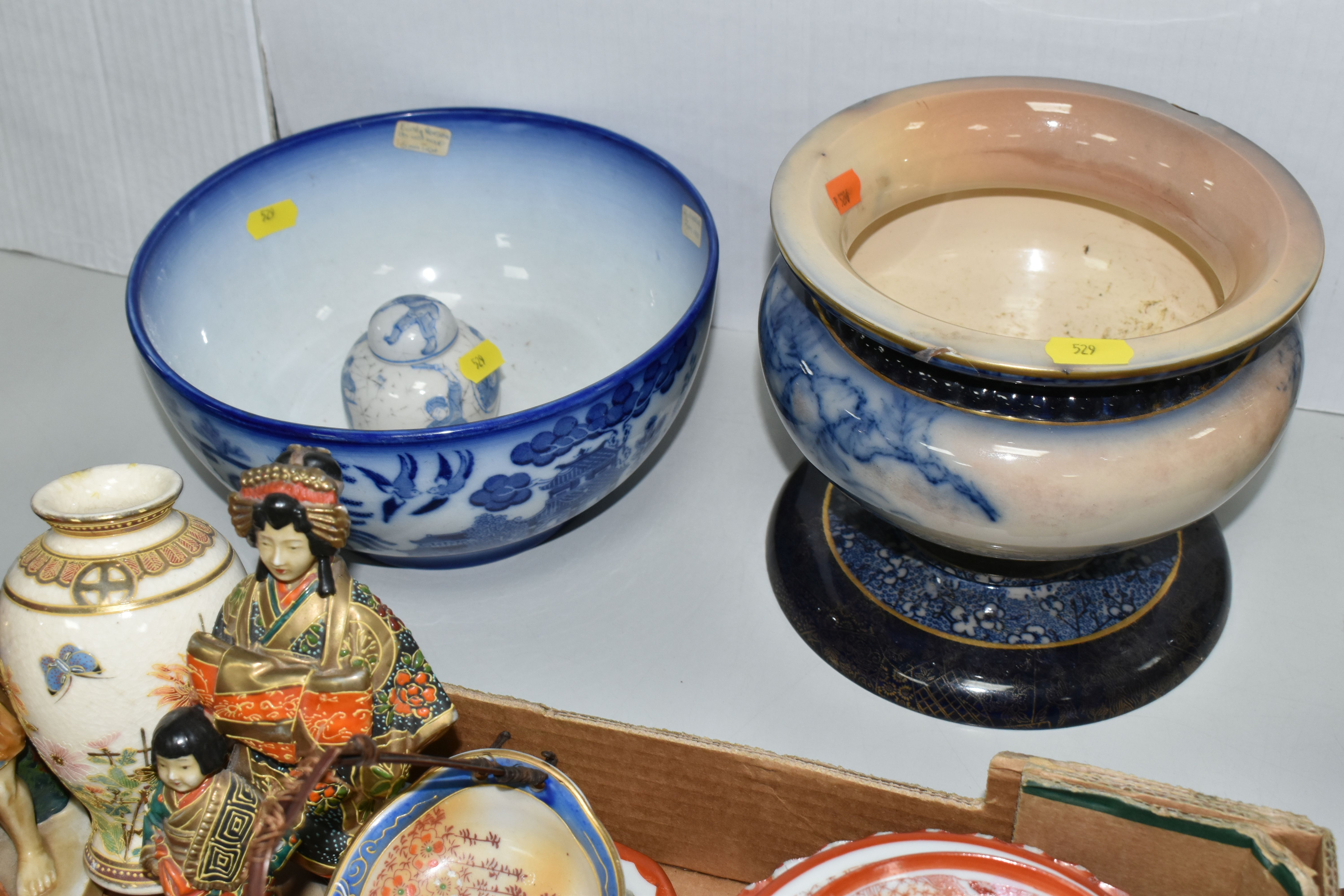 A BOX AND LOOSE ORIENTAL CERAMICS ETC, to include a pair of Chinese storage jars with covers, a pair - Image 2 of 10