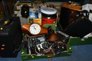 THREE BOXES AND LOOSE ELECTRICALS ITEMS AND SUNDRIES, to include an MT-PH02 radio/turntable, a boxed