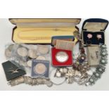 A SELECTION OF SILVER AND WHITE METAL JEWELLERY, COSTUME JEWELLERY AND COINS, to include a charm