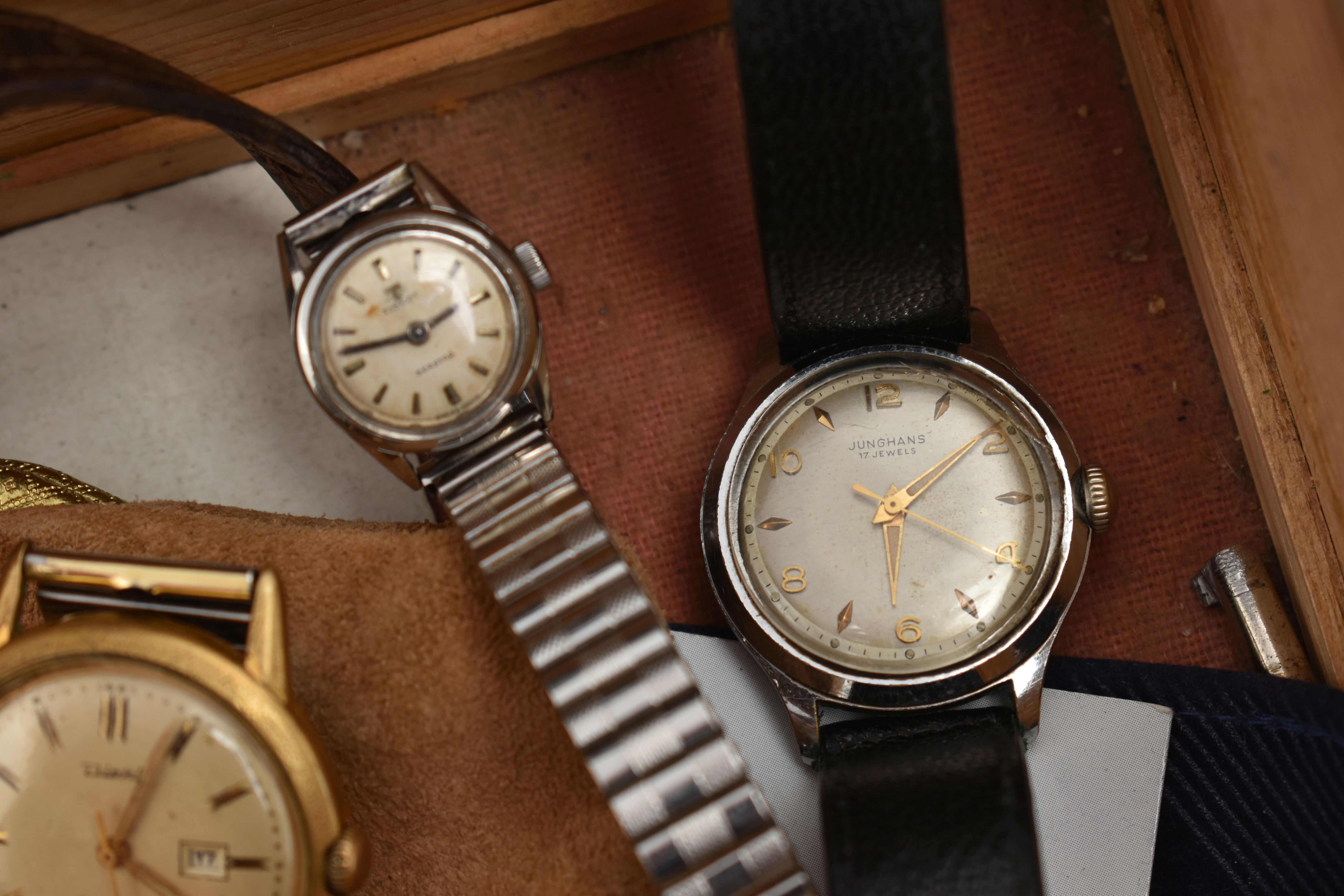 SIX WATCHES AND A JEWELLERY BOX, to include two Tissot watches, a ladies manual wind, circular watch - Image 5 of 5