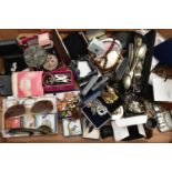 A BOX OF ASSORTED JEWELLERY, to include a selection of chains, necklaces, brooches and earrings, two