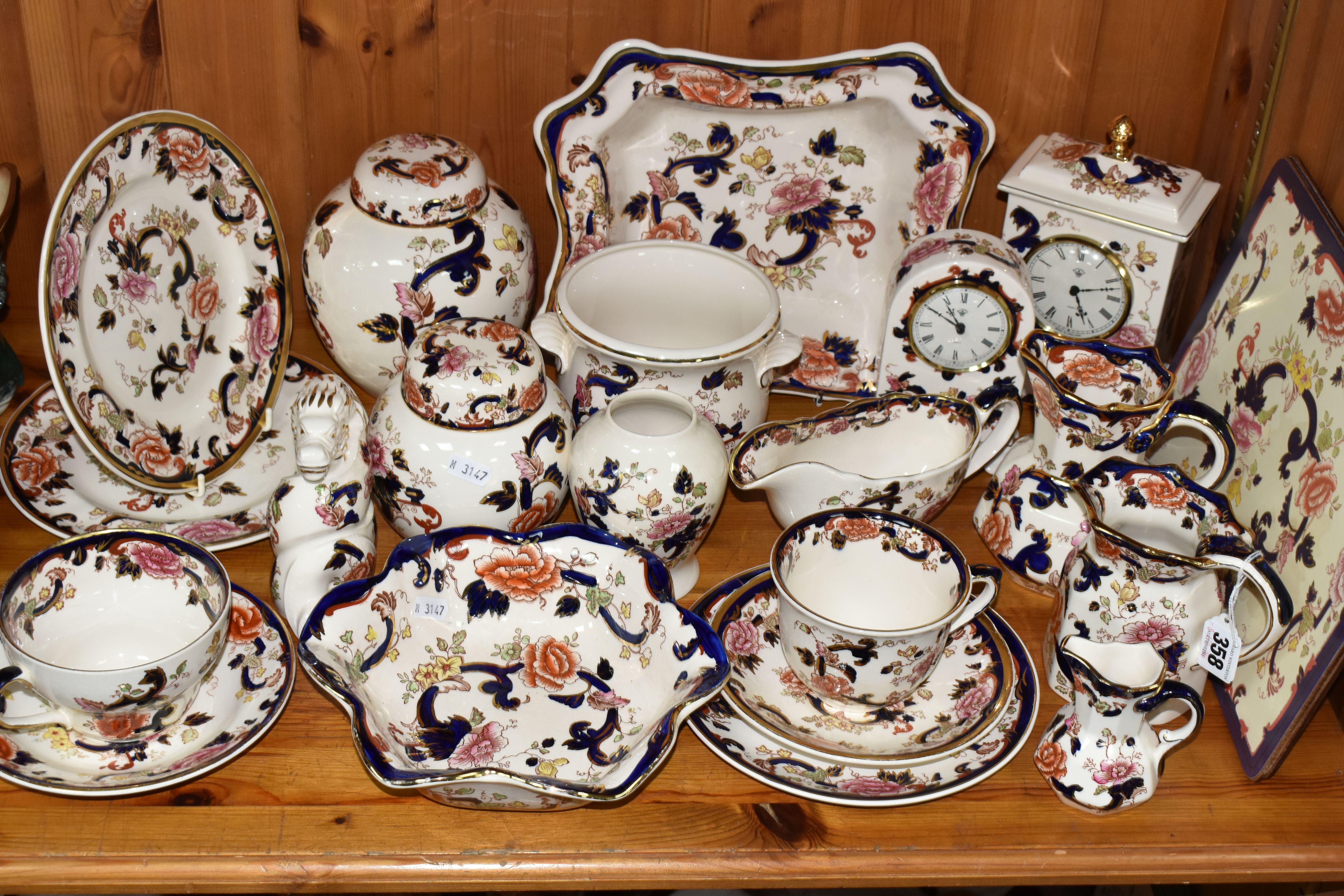 A LARGE QUANTITY OF MASON'S MANDALAY PATTERN TABLEWARE, comprising a fruit bowl (cracked and