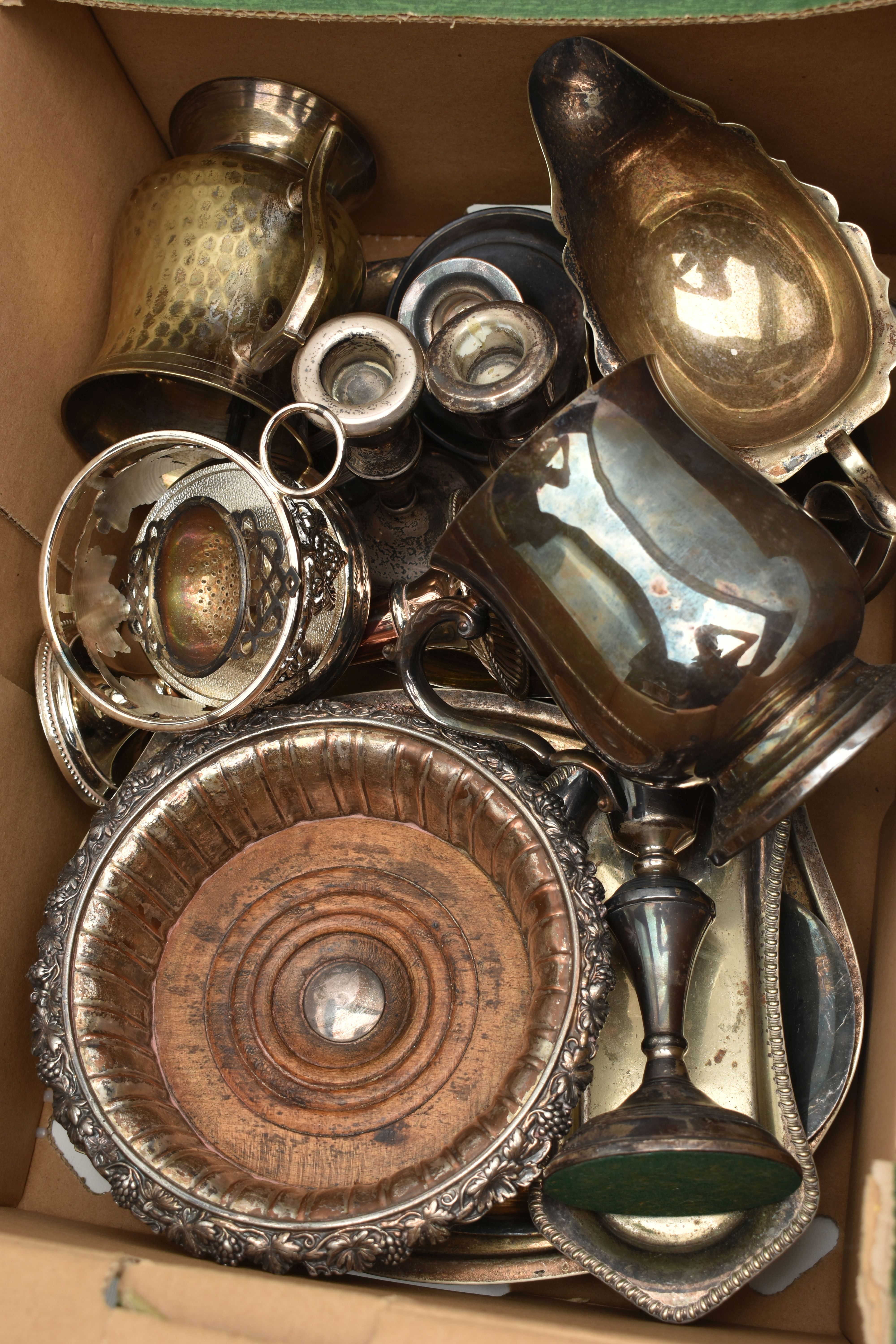 A BOX OF ASSORTED WHITE METAL WARE, to include a pair of wooden base coasters, salt and pepper - Image 3 of 3