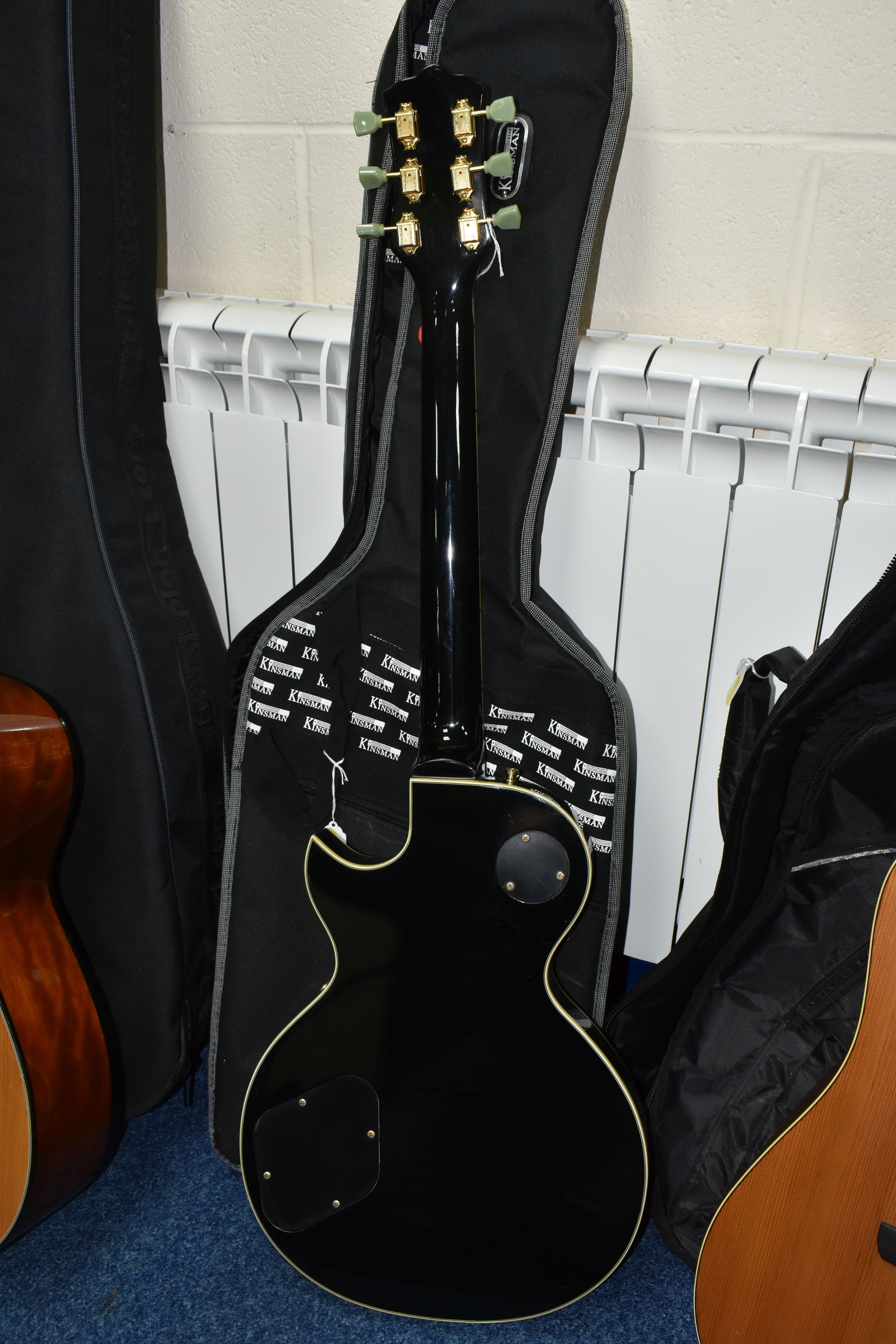 A GOULD ELECRIC GUITAR, black and gold body, with a Kinsman soft case (1) (Condition Report: small - Image 4 of 6