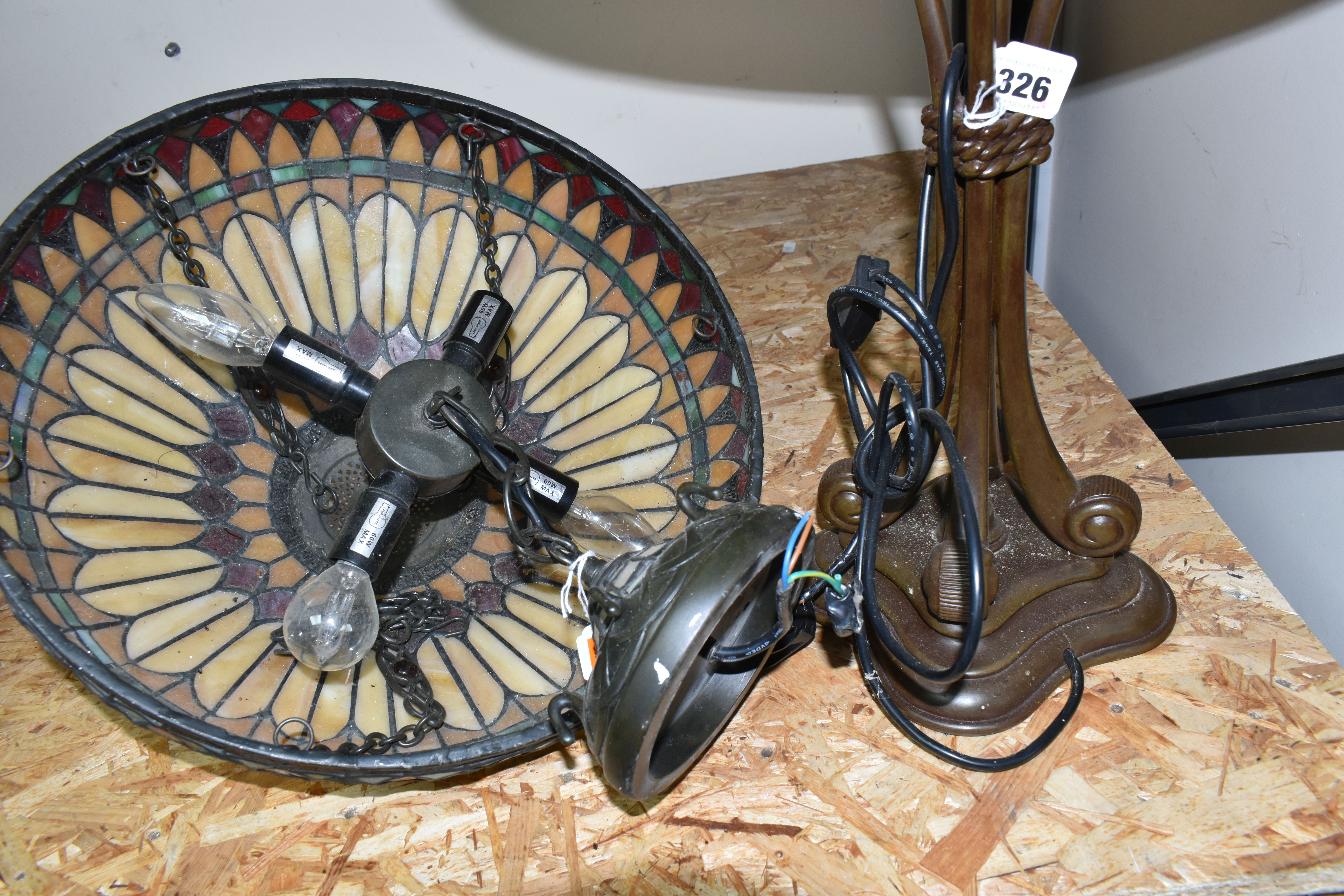 A LARGE TIFFANY STYLE LEADED GLASS TABLE LAMP AND SHADE, comprising matching multicoloured leaded - Image 5 of 6