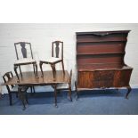 A 20TH CENTURY DRAW LEAF DINING TABLE, with one additional leaf, on cabriole legs, open width