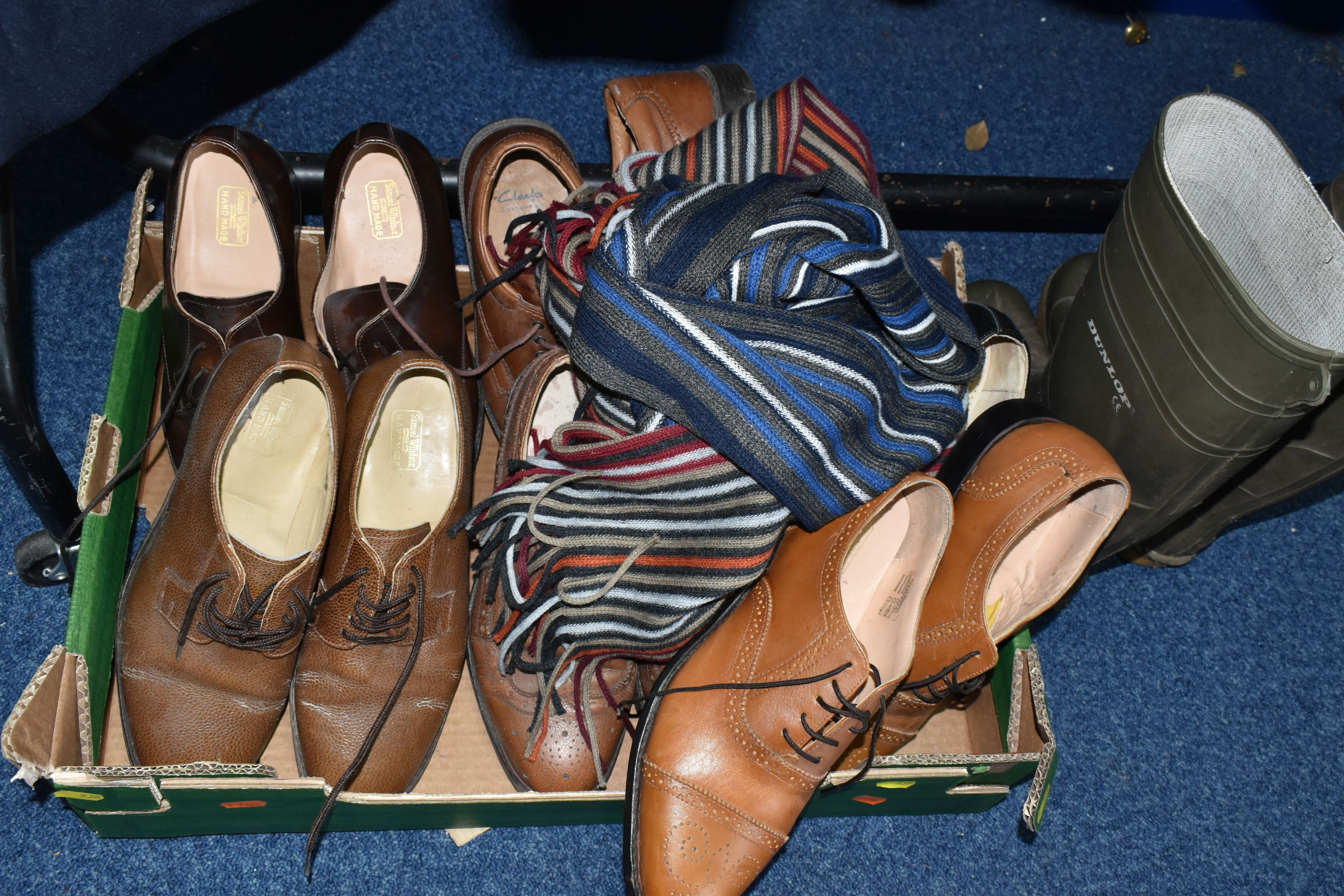 A QUANTITY OF GENTS CLOTHES AND A BOX OF SHOES, ETC, including a large Hamnett wool mix jacket, a - Image 2 of 10