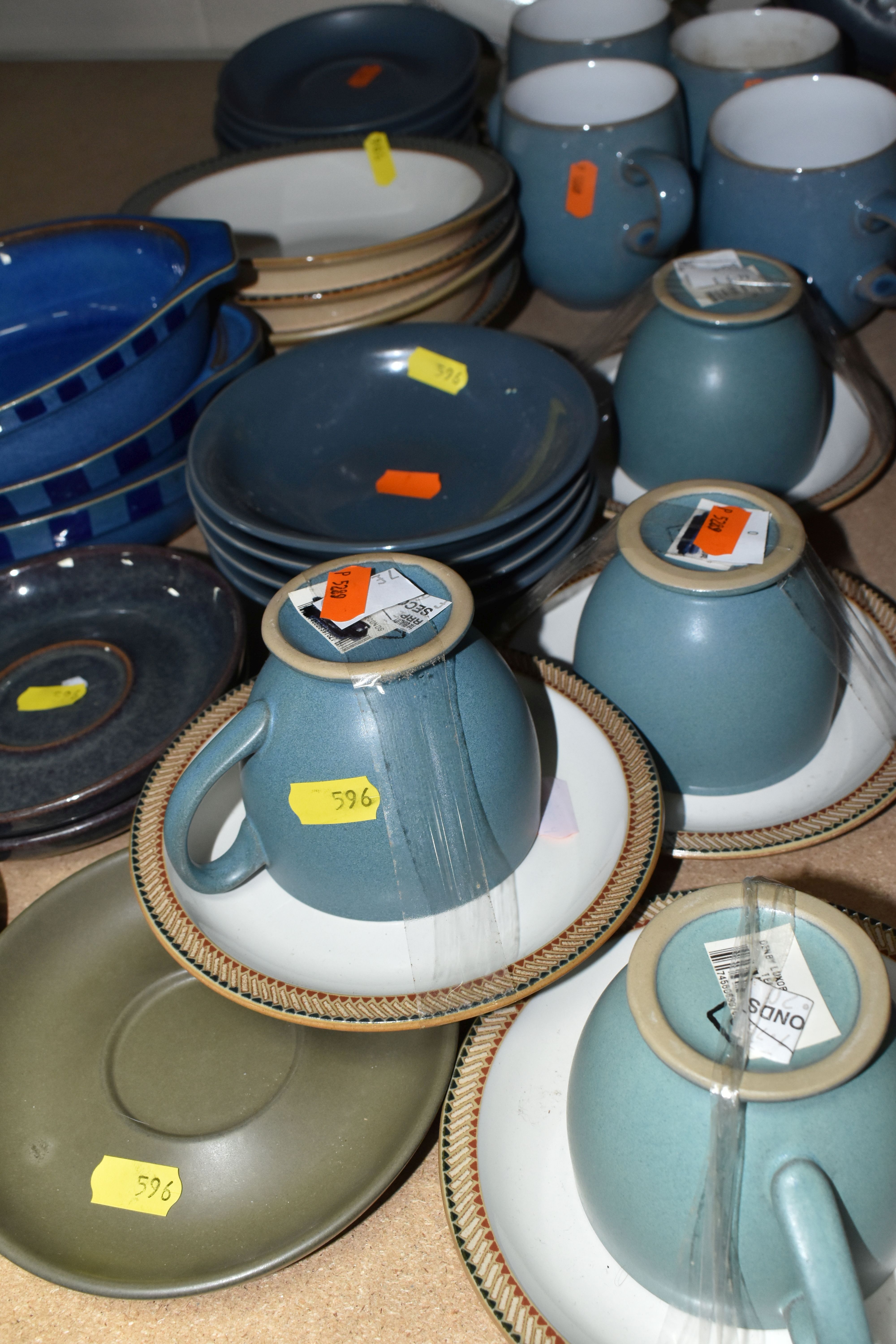 A LARGE COLLECTION OF DENBY TABLEWARE, comprising five 'Luxor' design cups and five saucers, four - Image 6 of 6