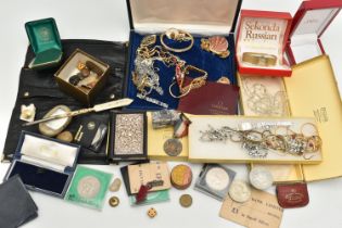 A BOX OF ASSORTED COSTUME JEWELLERY AND ITEMS, to include a boxed imitation pearl necklace, paste