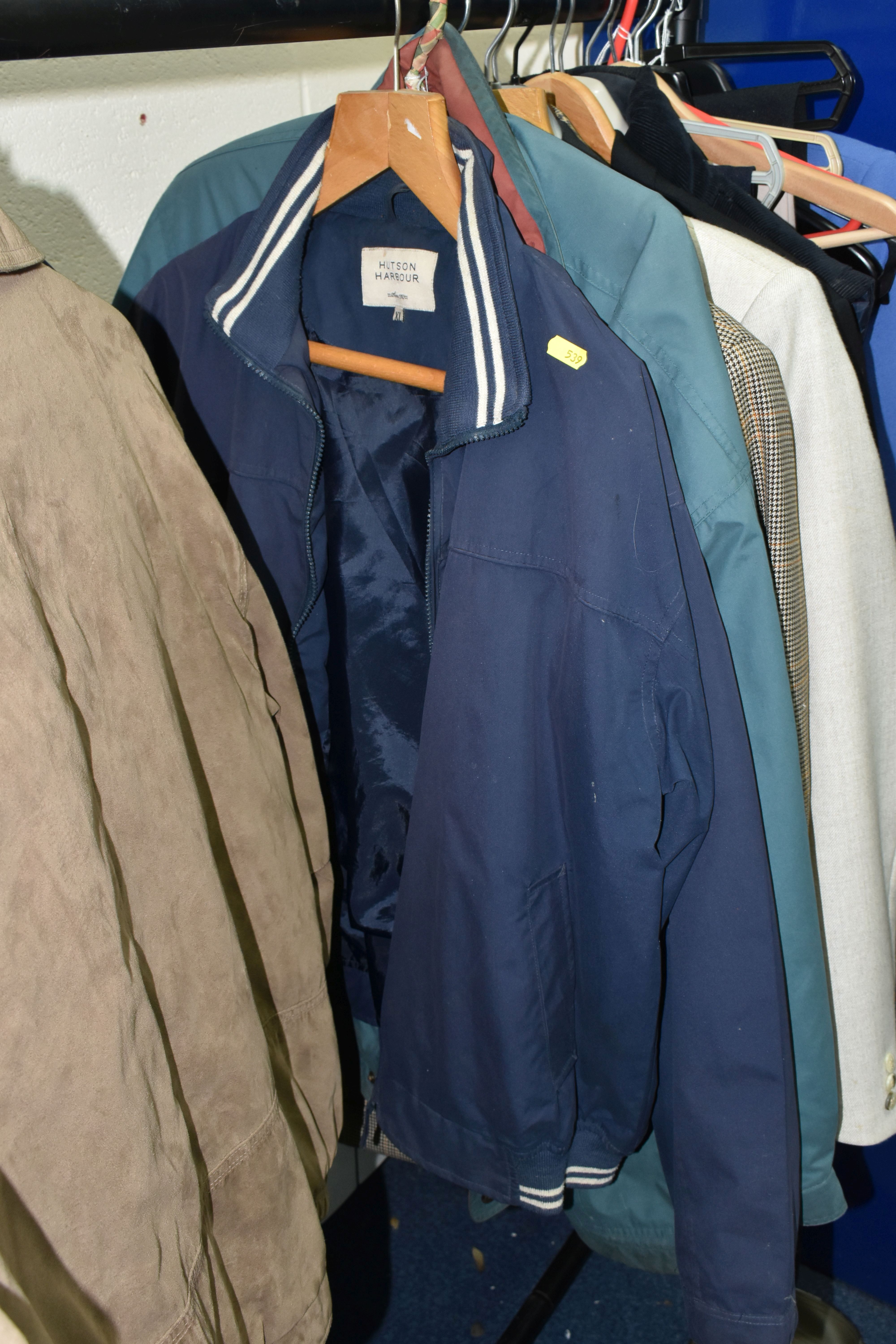 A QUANTITY OF GENTS CLOTHES AND A BOX OF SHOES, ETC, including a large Hamnett wool mix jacket, a - Image 7 of 10