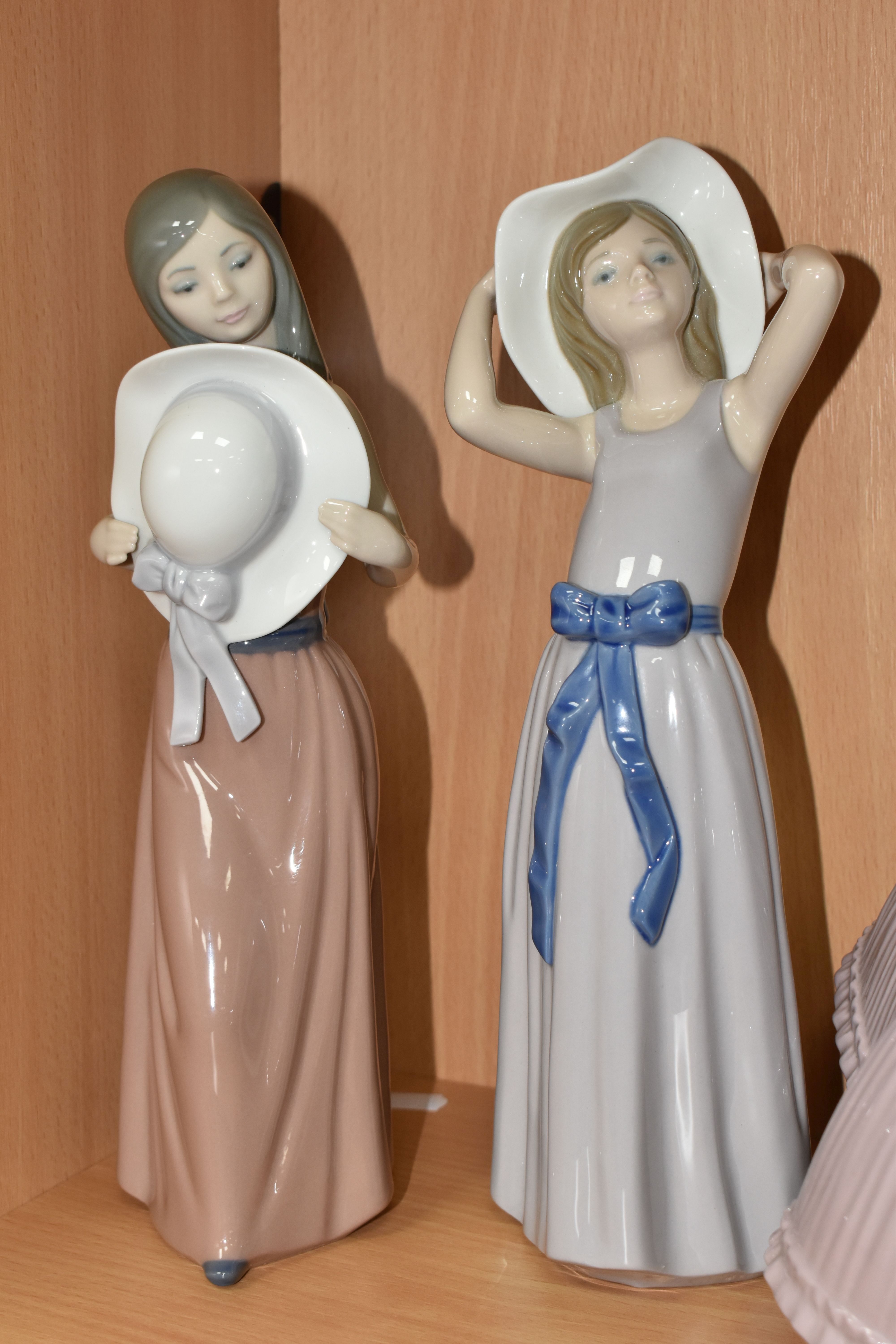 A GROUP OF SIX LLADRO AND NAO FIGURES, comprising 5120 'Girl In Pink Dress' (cracked and reglued - Image 6 of 8