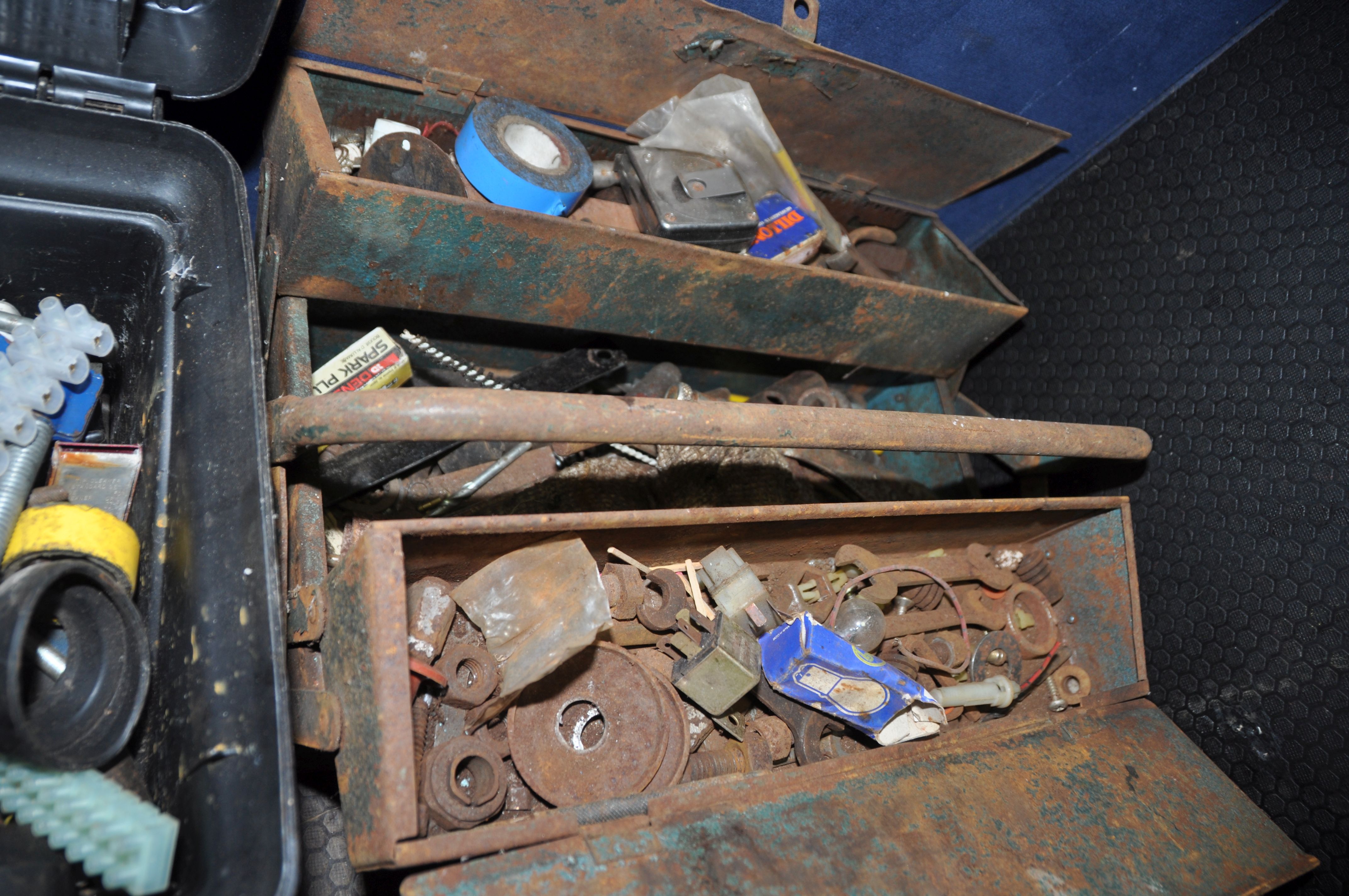 FOUR TOOLBOXES AND A TRAY CONTAINING TOOLS including two 17in wooden planes, two coffin planes, - Image 3 of 10