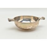 A GEORGE V SILVER QUAICH, a silver twin handled quaich bowl, plain polished design, with a raised