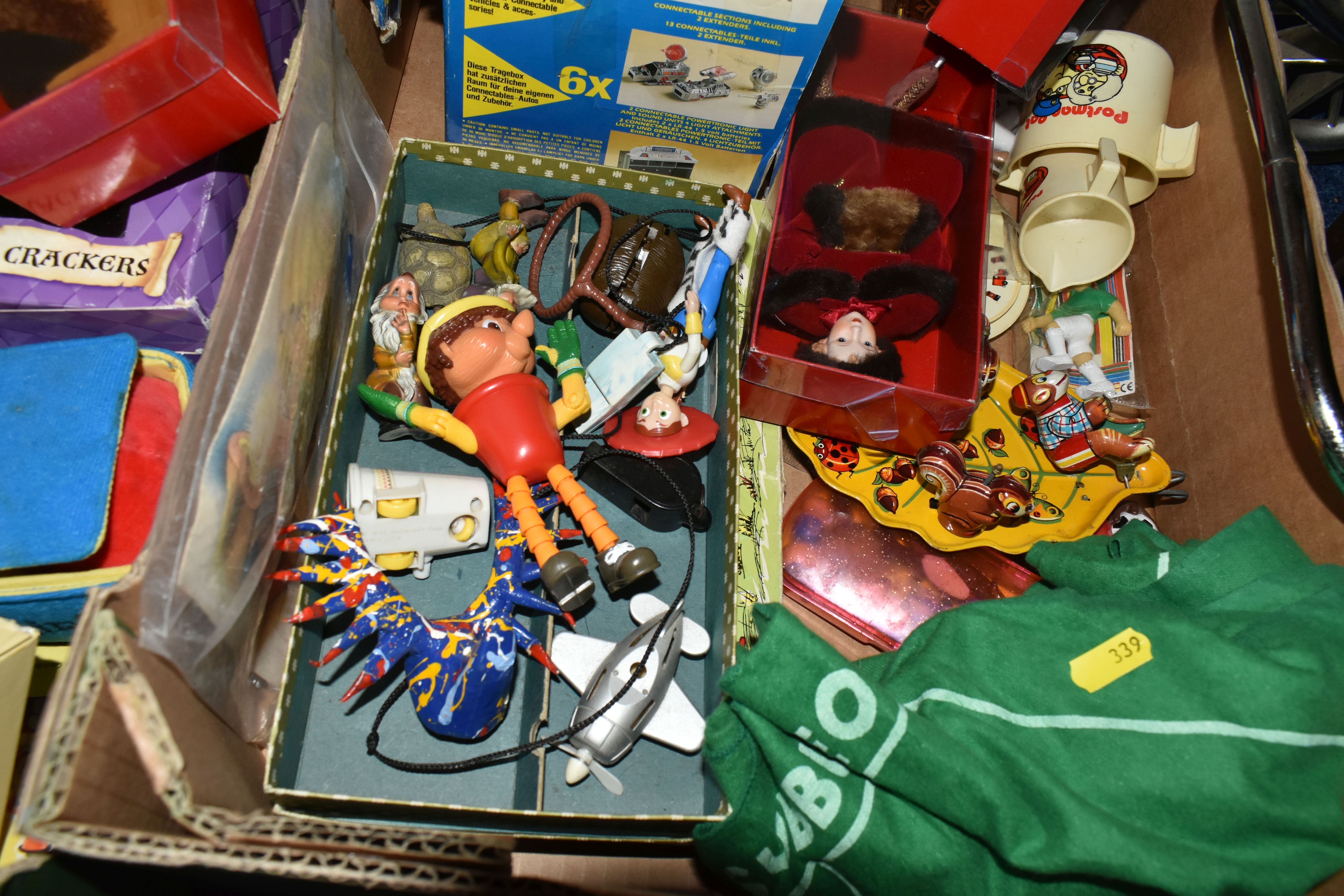 THREE BOXES OF VINTAGE TOYS, DOLLS AND GAMES, to include a porcelain doll with composite body, - Image 9 of 9