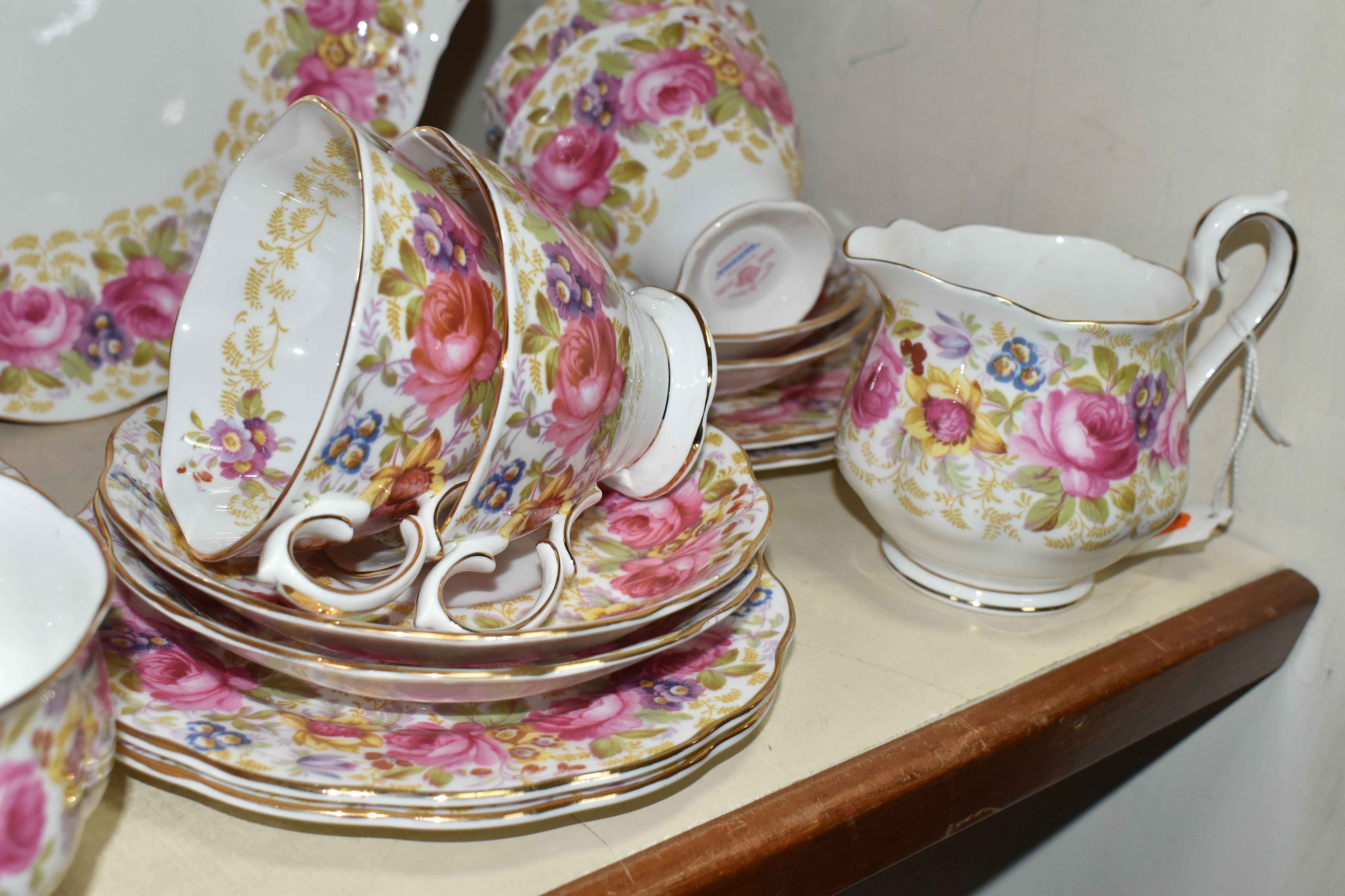 A BOXED ROYAL ALBERT 'SERENA' PATTERN TWENTY ONE PIECE TEA SET, comprising six cups, six saucers, - Image 3 of 4