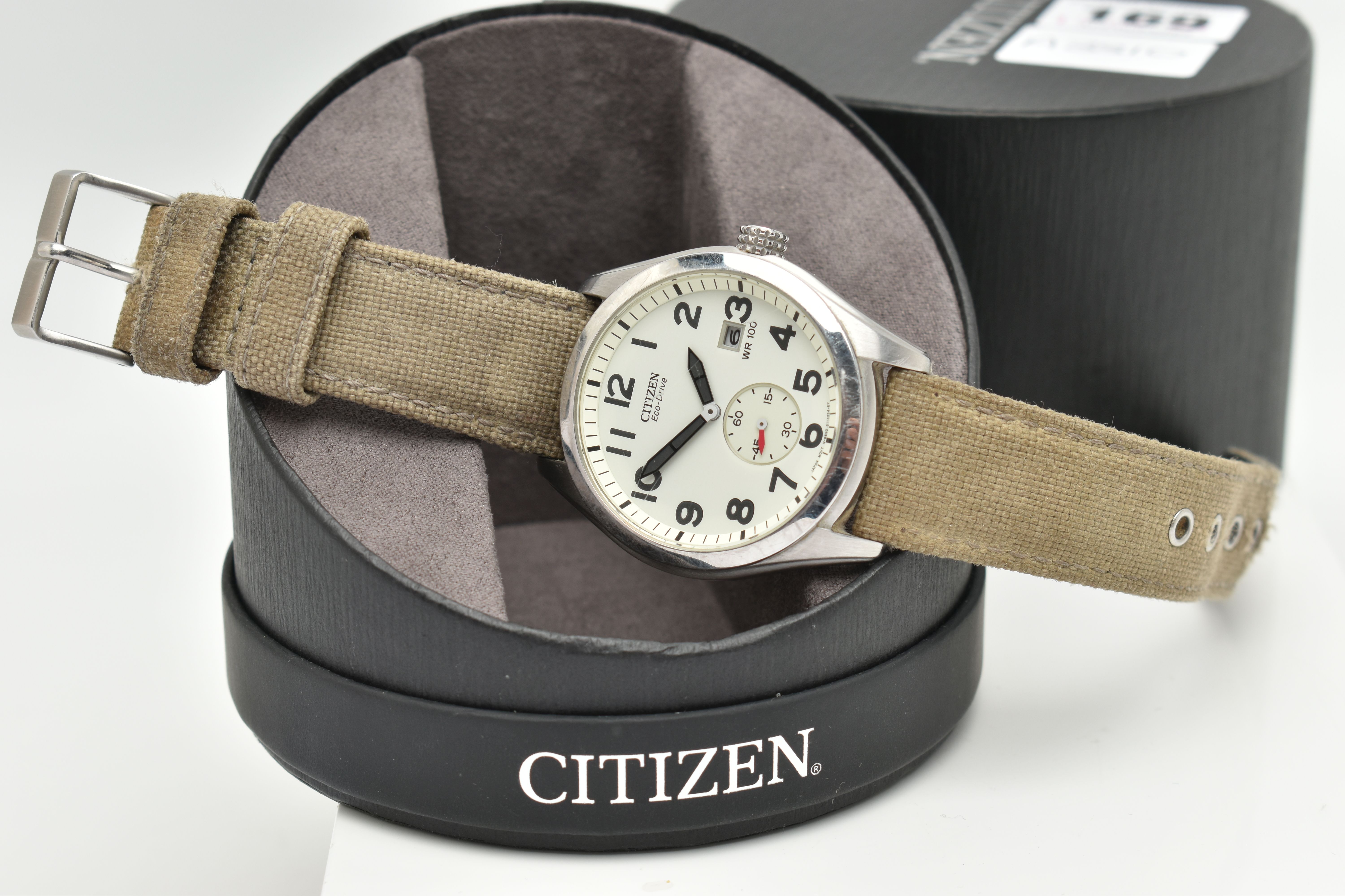 A GENTS 'CITIZEN ECO-DRIVE' WRISTWATCH, large round cream dial signed 'Citizen Eco-Drive WR100', - Image 4 of 6