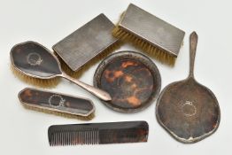 ASSORTED SILVER ITEMS, to include two silver lined engine turned pattern, rectangular clothes