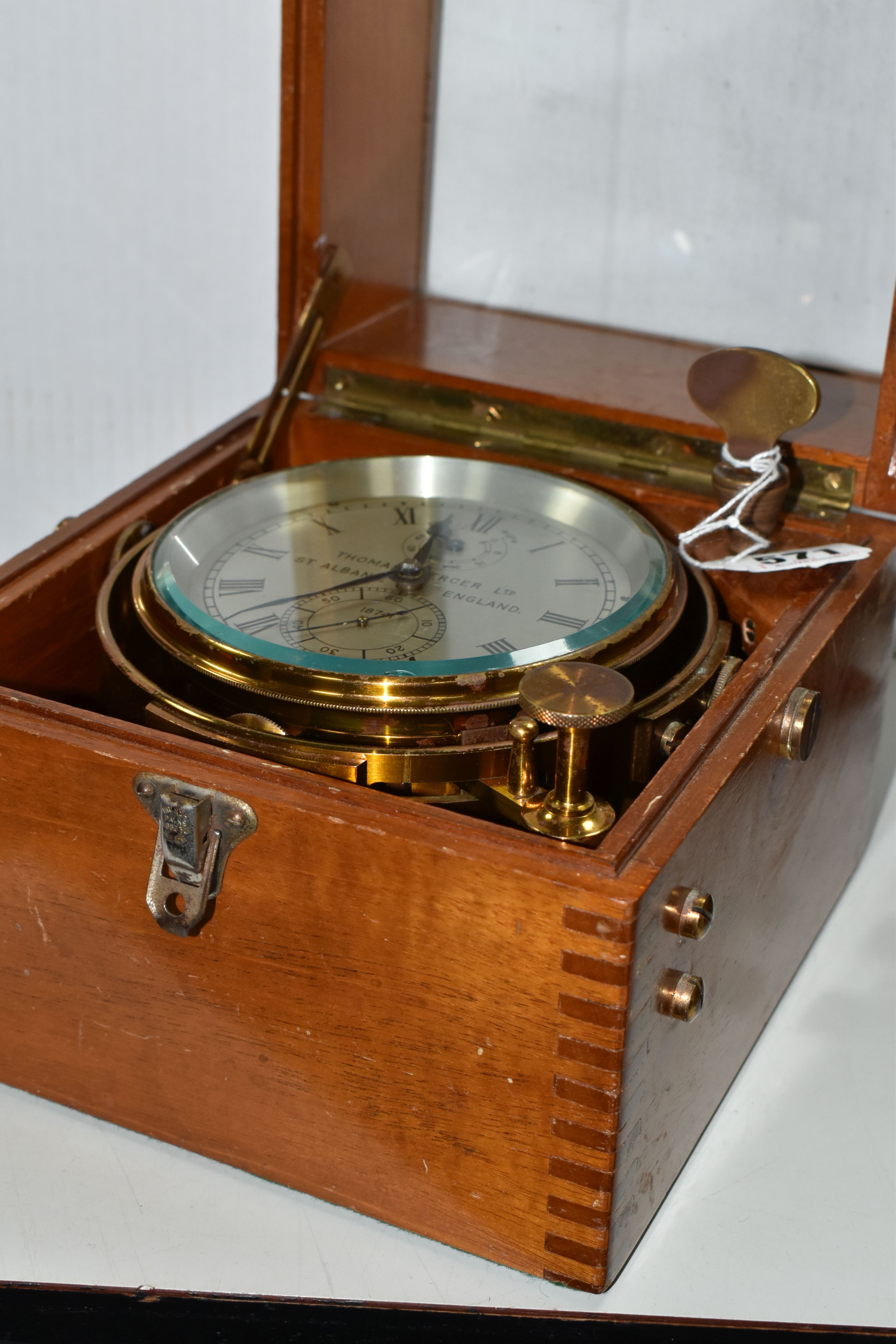 A MID 20TH CENTURY WALNUT CASED MARINE CHRONOMETER BY THOMAS MERCER LTD, SUPPLIED BY JOHN LILLIE & - Image 7 of 24