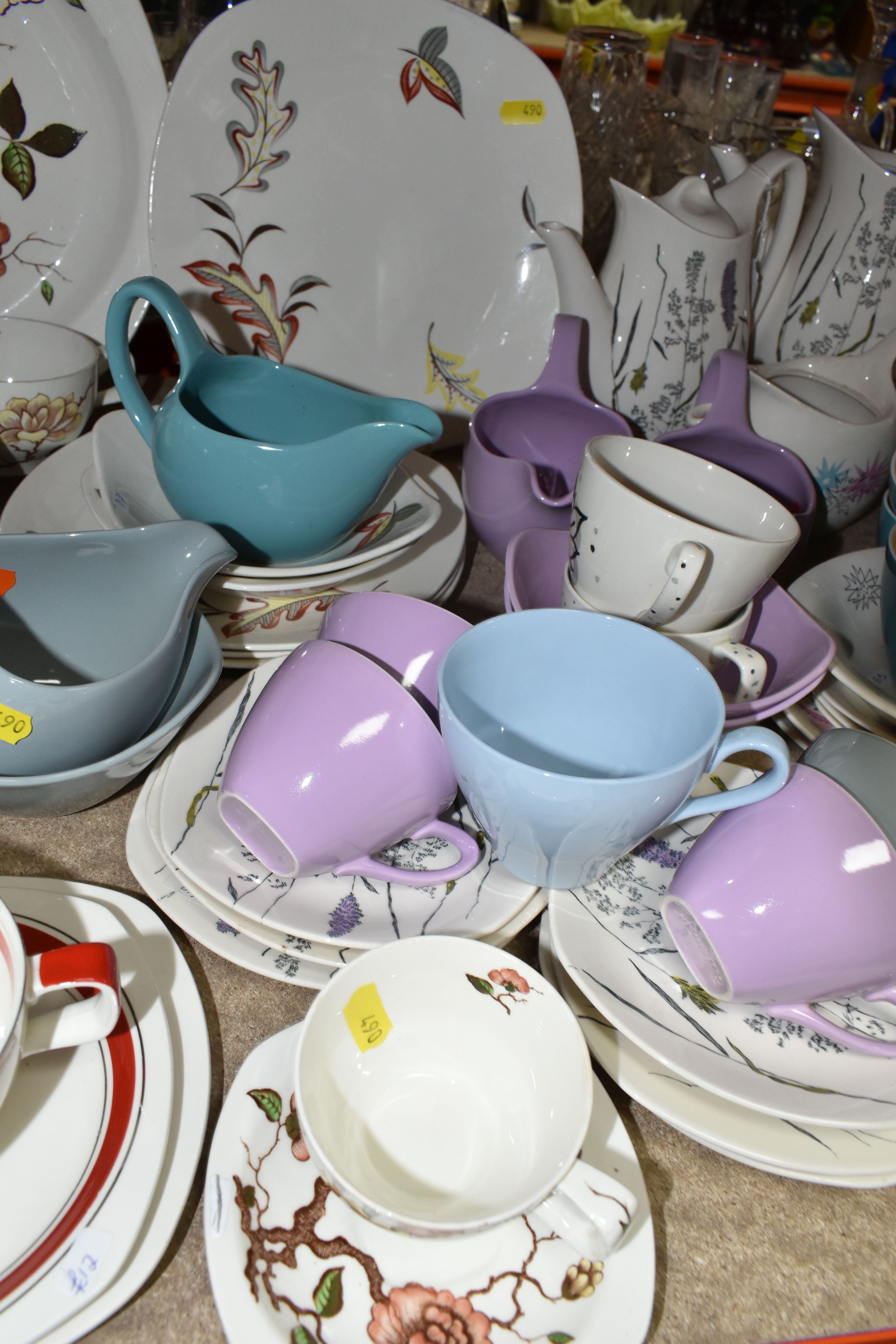 A LARGE QUANTITY OF MID TO LATE 20TH CENTURY MIDWINTER TEA, COFFEE AND DINNER WARES IN ASSORTED - Image 4 of 7