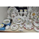 A COLLECTION OF AYNSLEY AND HAMMERSLEY GIFTWARE, the Aynsley includes a quantity of 'Wild Tudor'