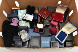A BOX OF ASSORTED EMPTY JEWELLERY BOXES, variety of boxes for rings, bracelets, earring etc