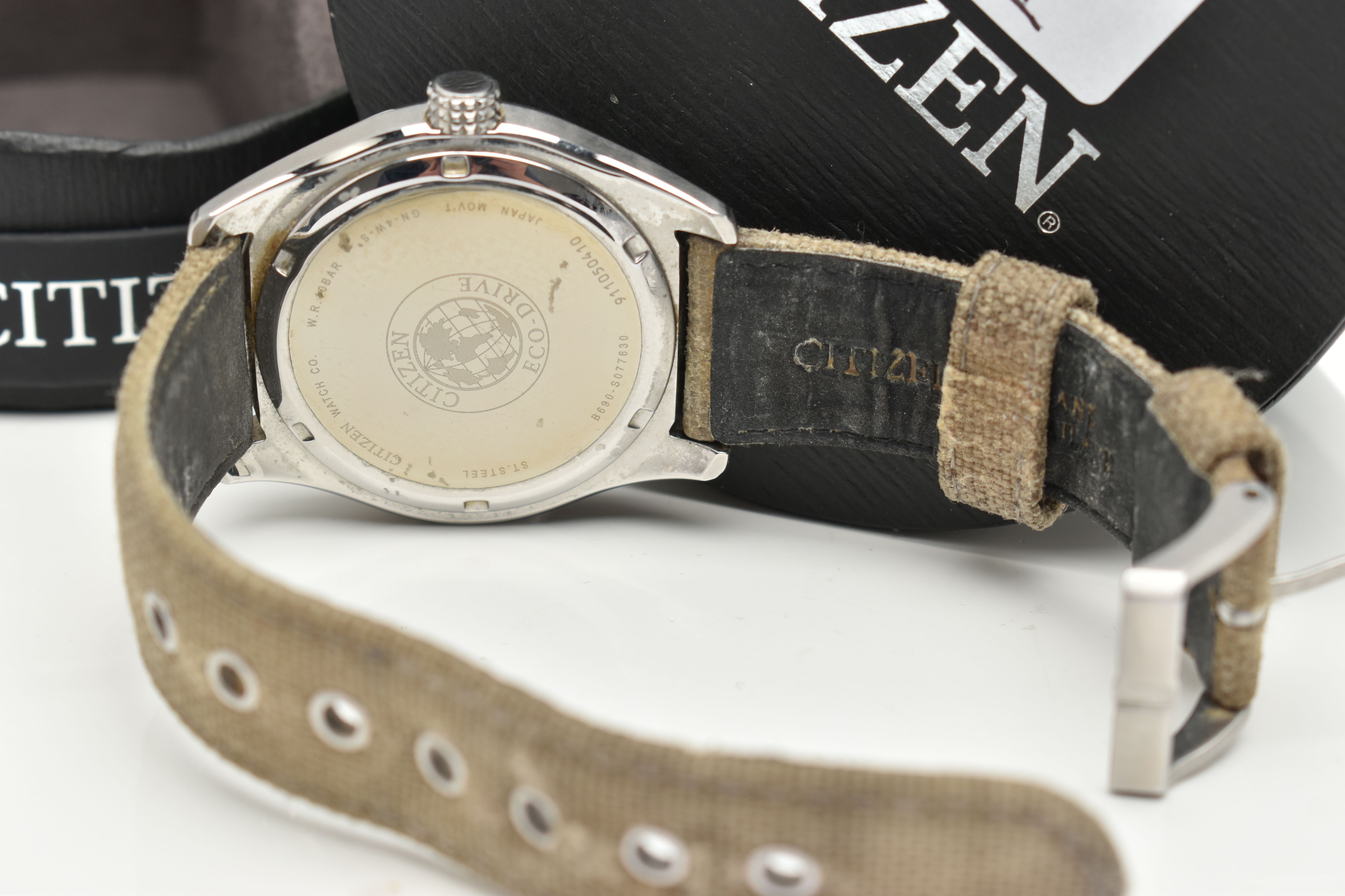 A GENTS 'CITIZEN ECO-DRIVE' WRISTWATCH, large round cream dial signed 'Citizen Eco-Drive WR100', - Image 5 of 6