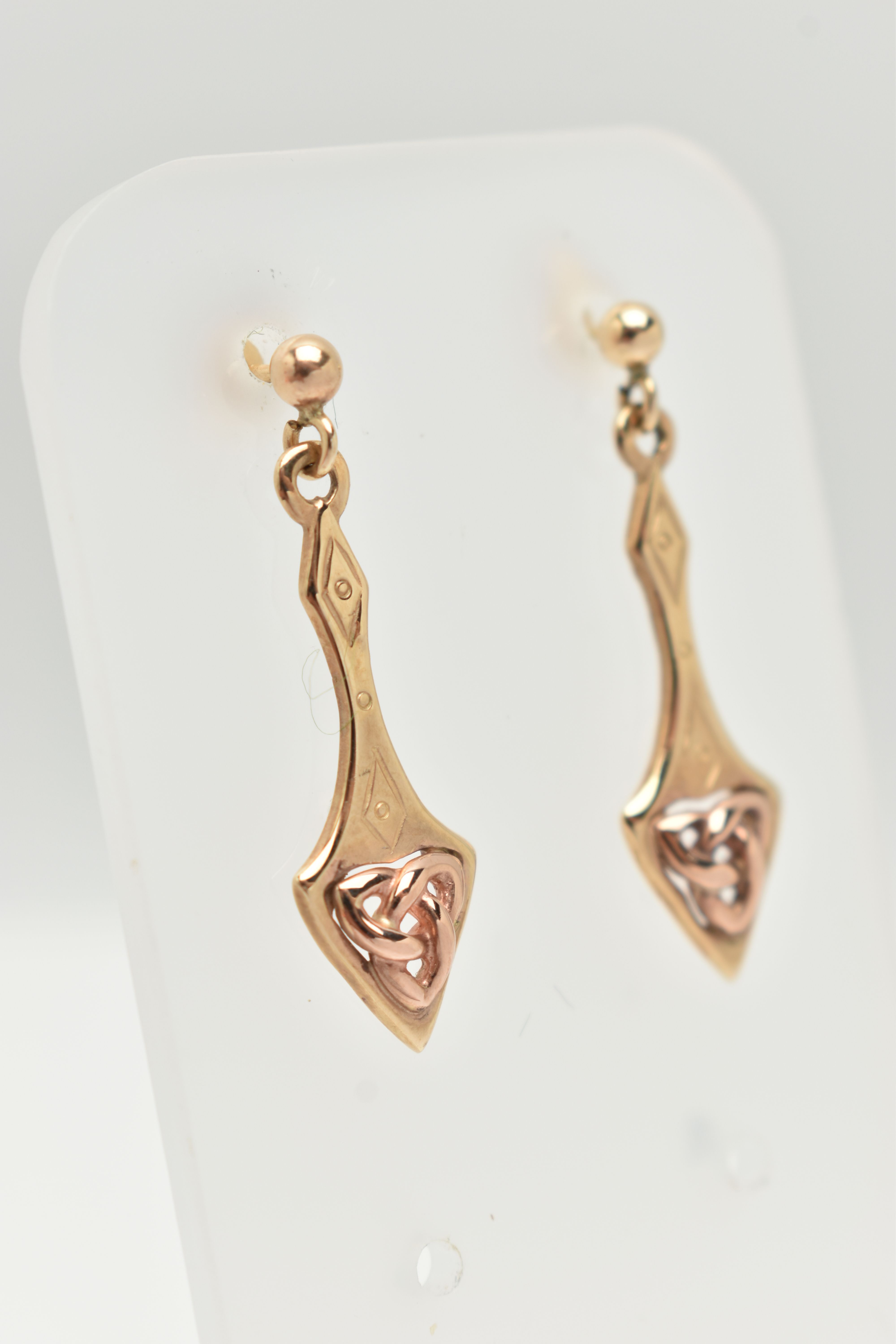 A BOXED PAIR OF WELSH GOLD DROP EARRINGS, Celtic pattern drop earrings, to the post and scroll - Image 2 of 3