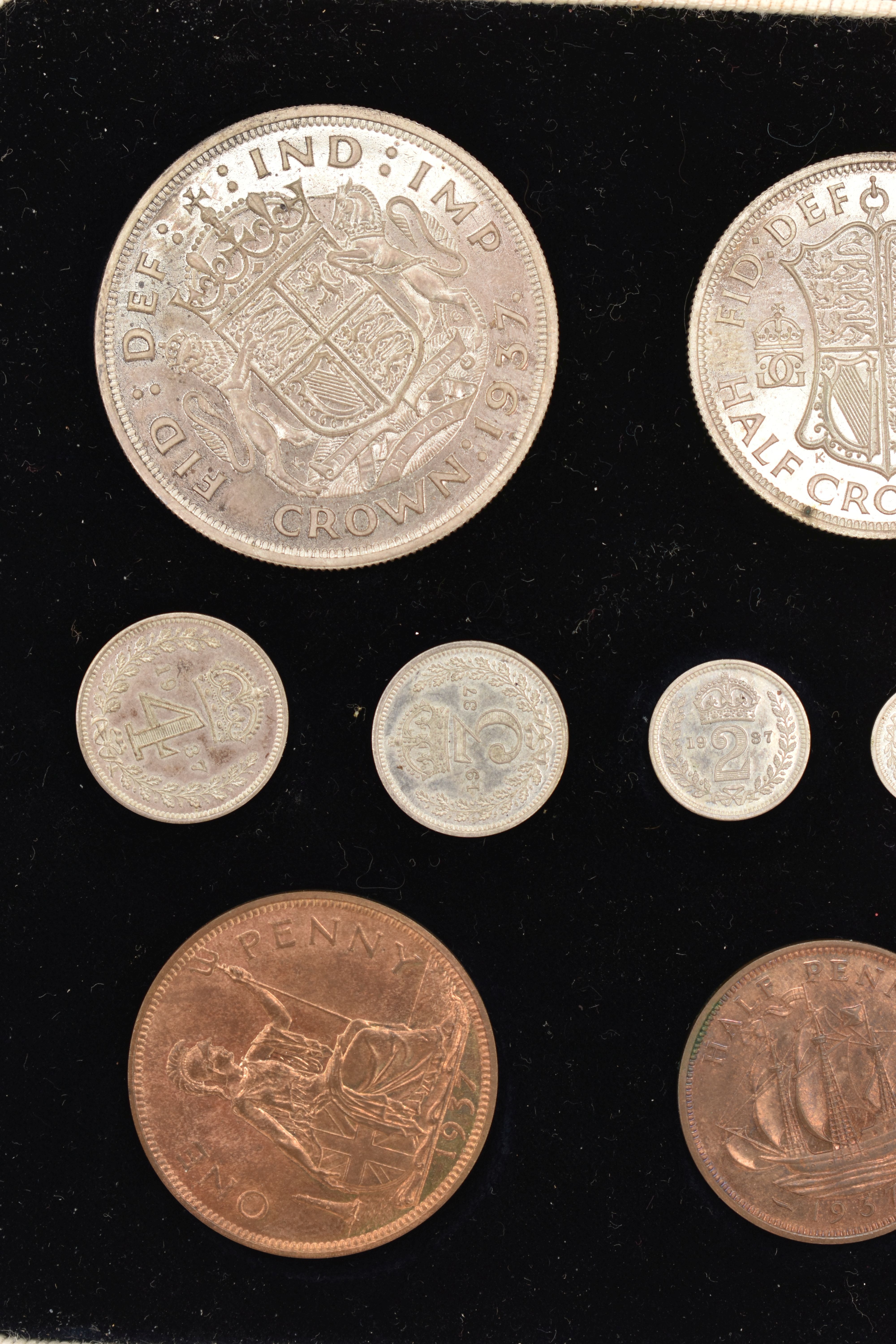 A 1937 SPECIMEN COIN SET AND CASED ROYAL MINT SILVER PROOF £2 COIN, from Crown, Half Crown, Two - Image 4 of 7