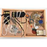 A WOODEN BOX WITH CONTENTS, to include a silver graduated Albert chain with T-bar, links stamped