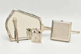 AN ASSORTMENT OF SILVER, to include a square form silver compact, 'W D Pritchard' Birmingham 1941, a