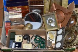A BOX OF PERFUME, JEWELLERY, COMPACTS, METAL WARE AND SUNDRY ITEMS, to include a boxed Ralph