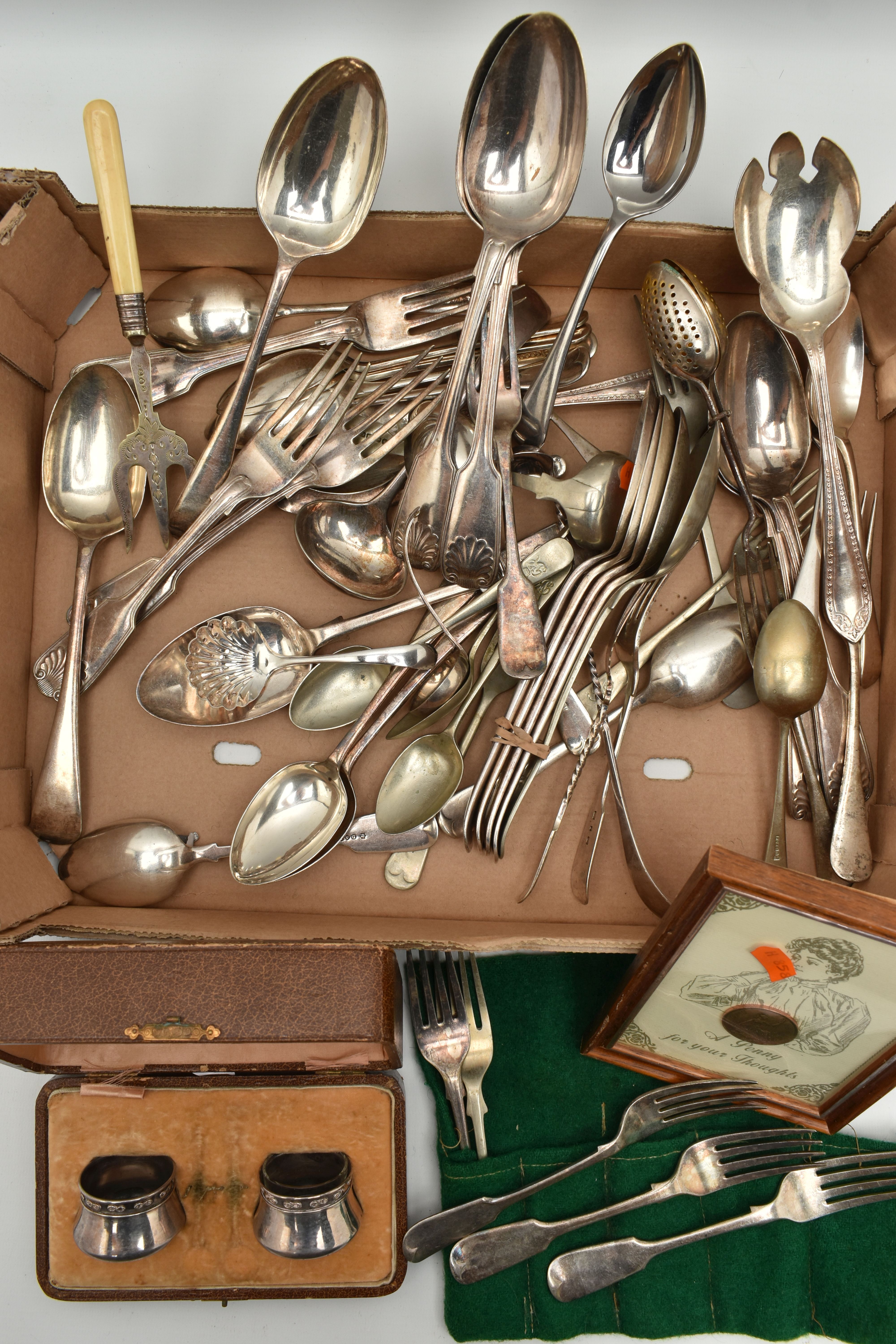 A BOX OF ASSORTED ITEMS, to include various pieces of EPNS cutlery, a boxed pair of white metal - Image 3 of 3