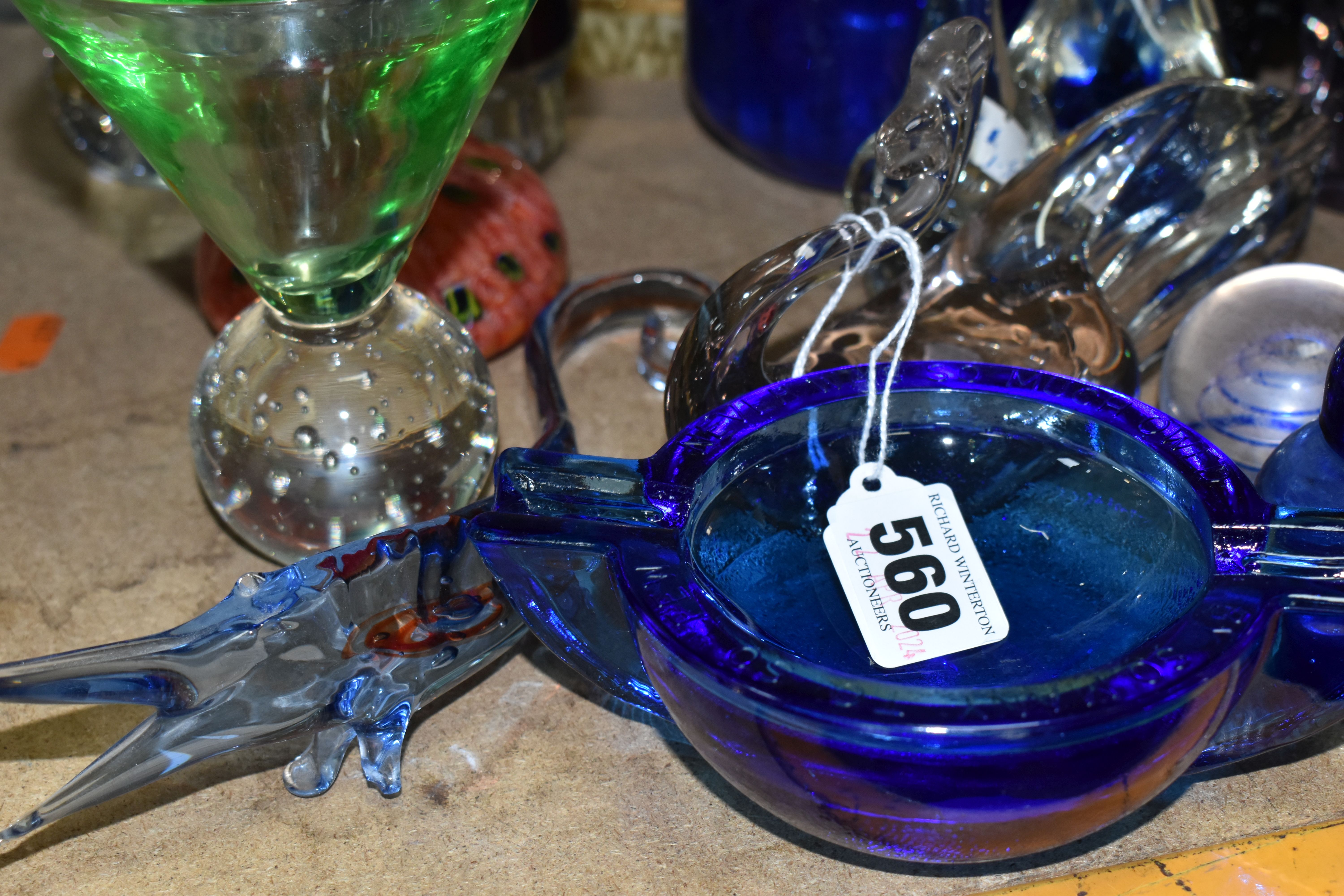 A GROUP OF COLOURED GLASSWARE, including assorted modern paperweights, a handkerchief vase, ashtrays - Image 2 of 9