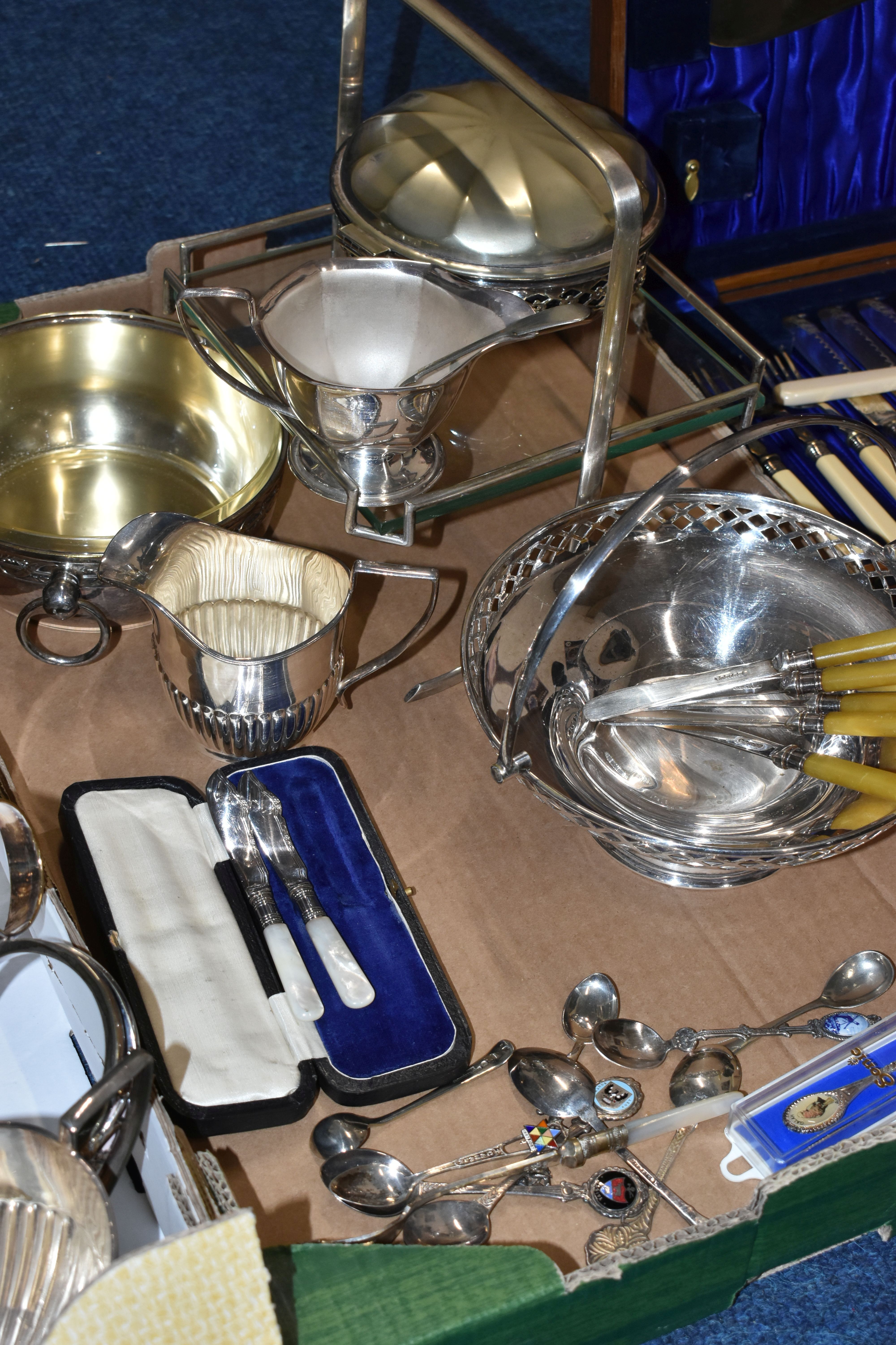 TWO BOXES OF ASSORTED WHITE METAL WARE, to include an EPNS circular tray with wavy outline, - Image 6 of 8