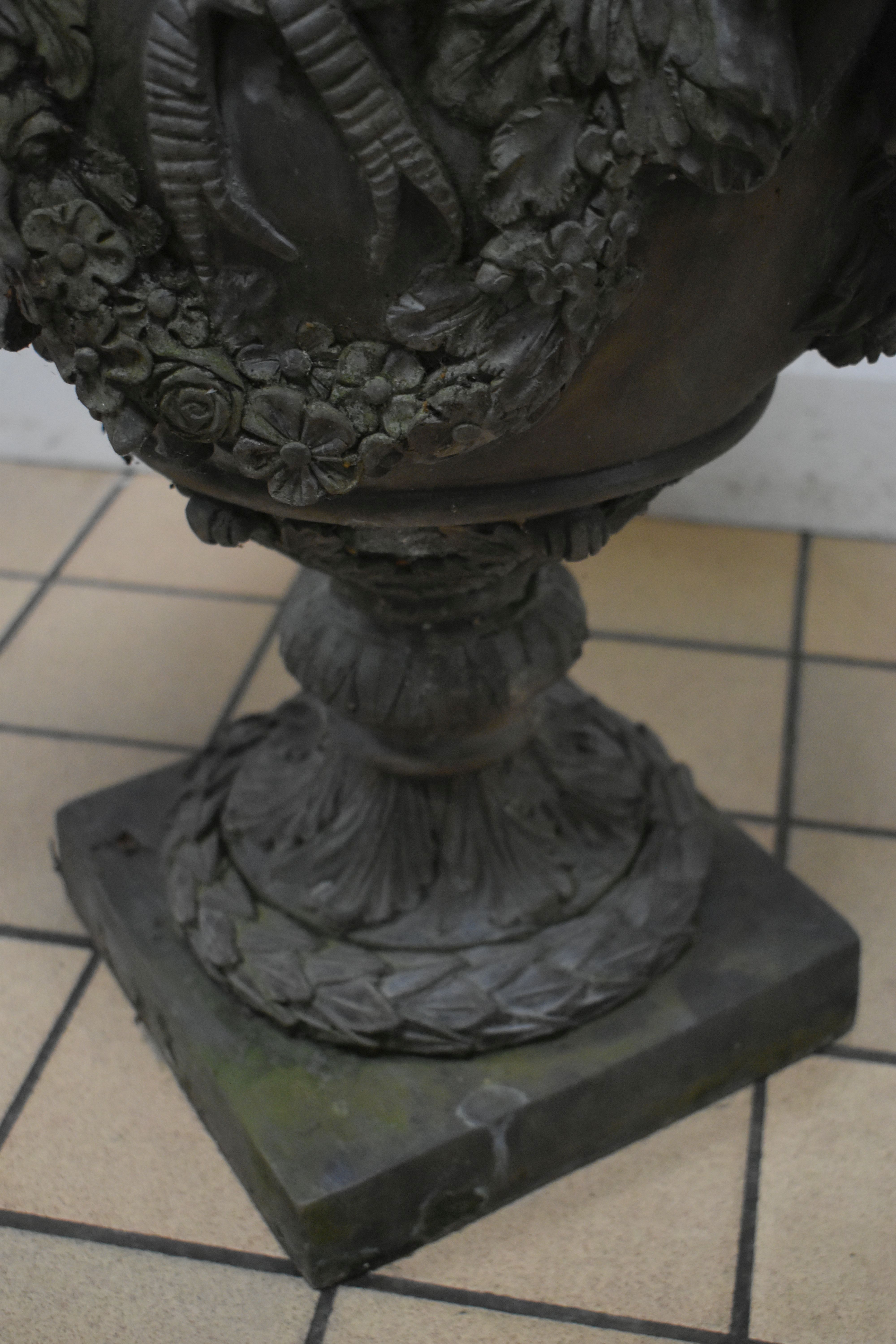 A PAIR OF SECOND HALF 20TH CENTURY WEATHERED BRONZE URNS, cast with two seated putti, two female - Image 8 of 15