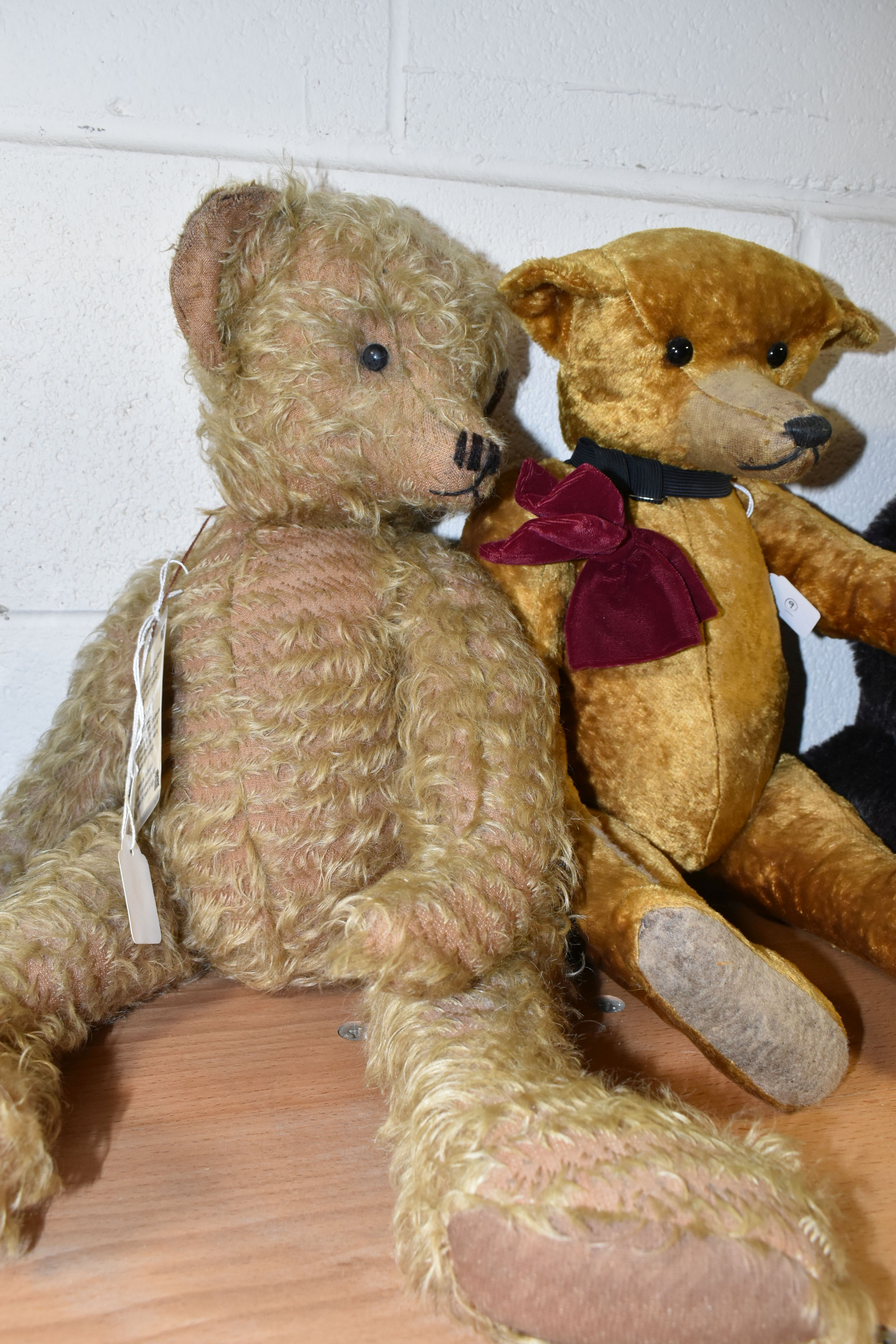 THREE COLLECTORS TEDDY BEARS, comprising a Bear Bits 'Antares' limited edition teddy bear no 3/15, - Image 3 of 4