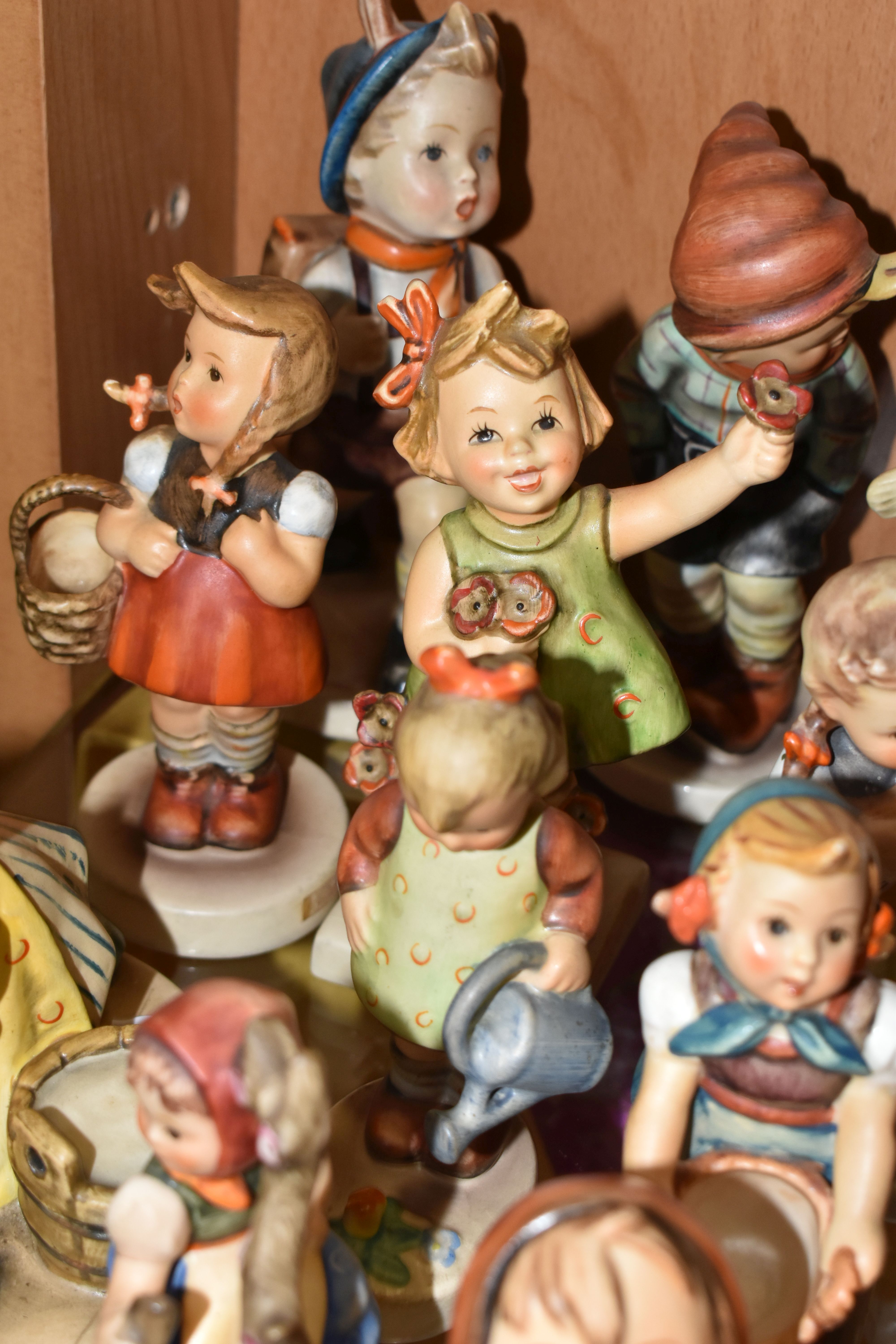 A GROUP OF TWENTY SIX MID-CENTURY GOEBEL FIGURES, comprising 195 Barnyard Hero, 110 Lets Sing, 69 - Image 7 of 9