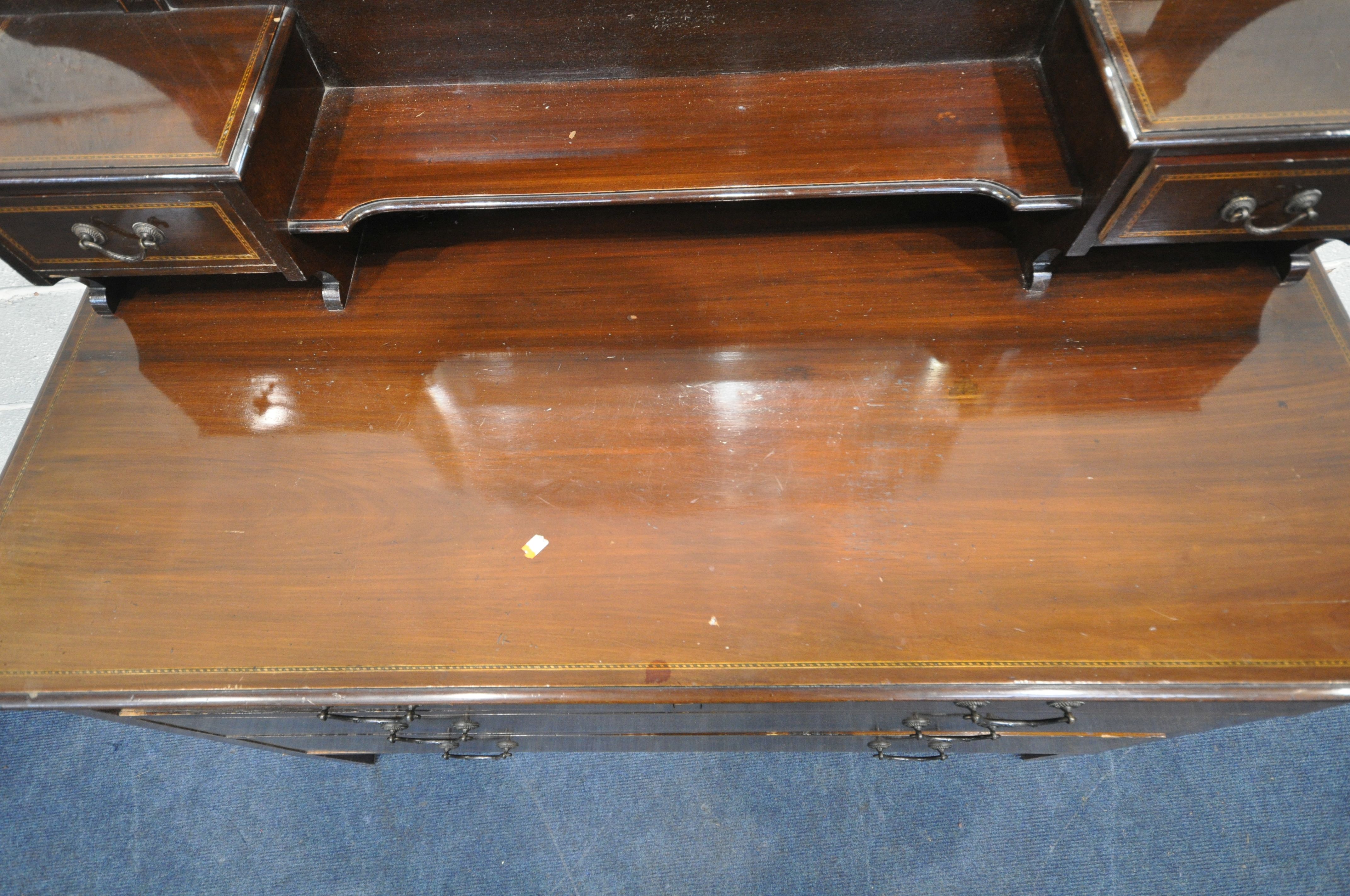 AN EDWARDIAN MAHOGANY AND INLAID DRESSING CHEST, with a single mirror, fitted with seven drawers, on - Image 3 of 5