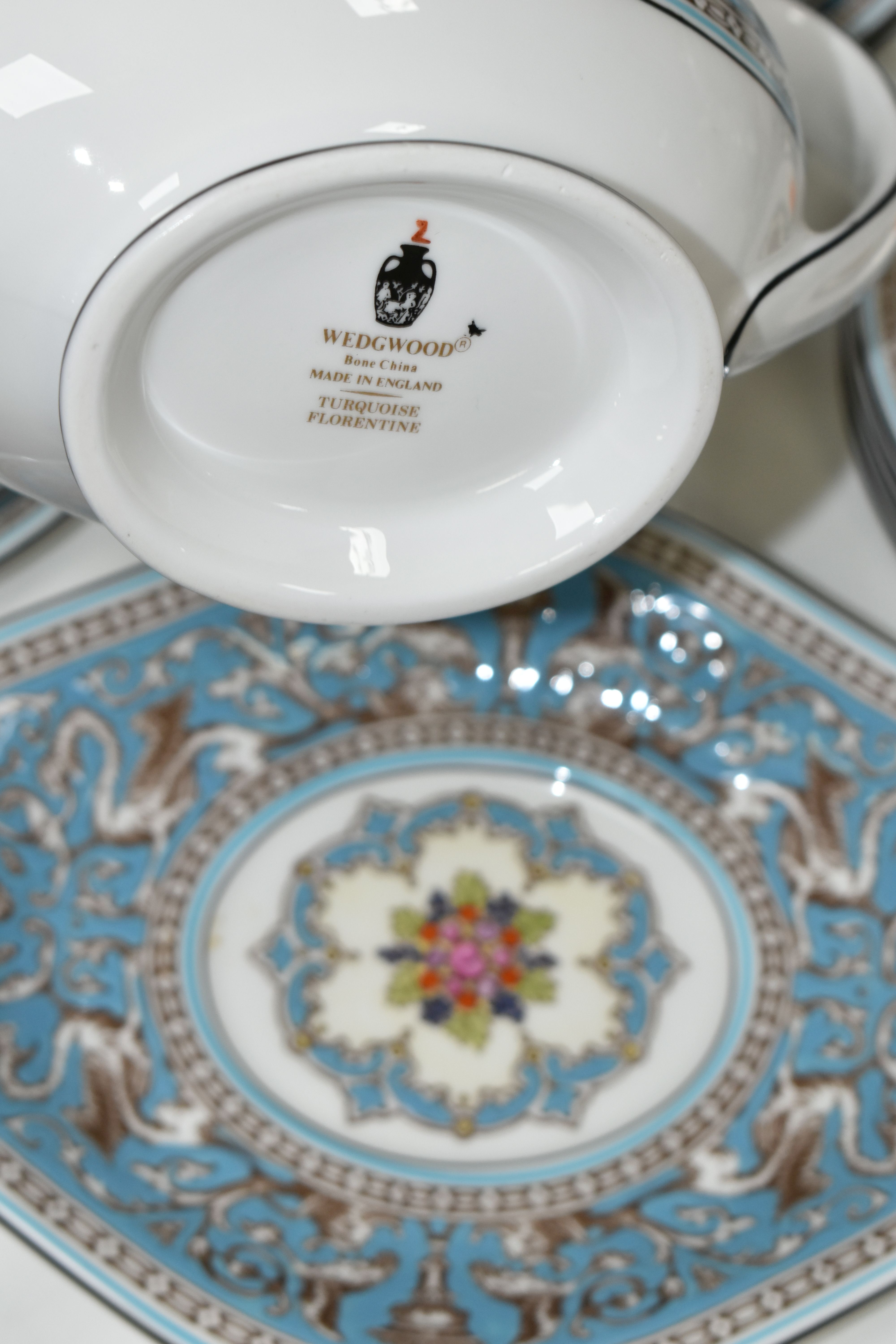 A FIFTY THREE PIECE WEDGWOOD 'FLORENTINE' (TURQUOISE) W2714 PART DINNER SERVICE, comprising a - Image 8 of 8