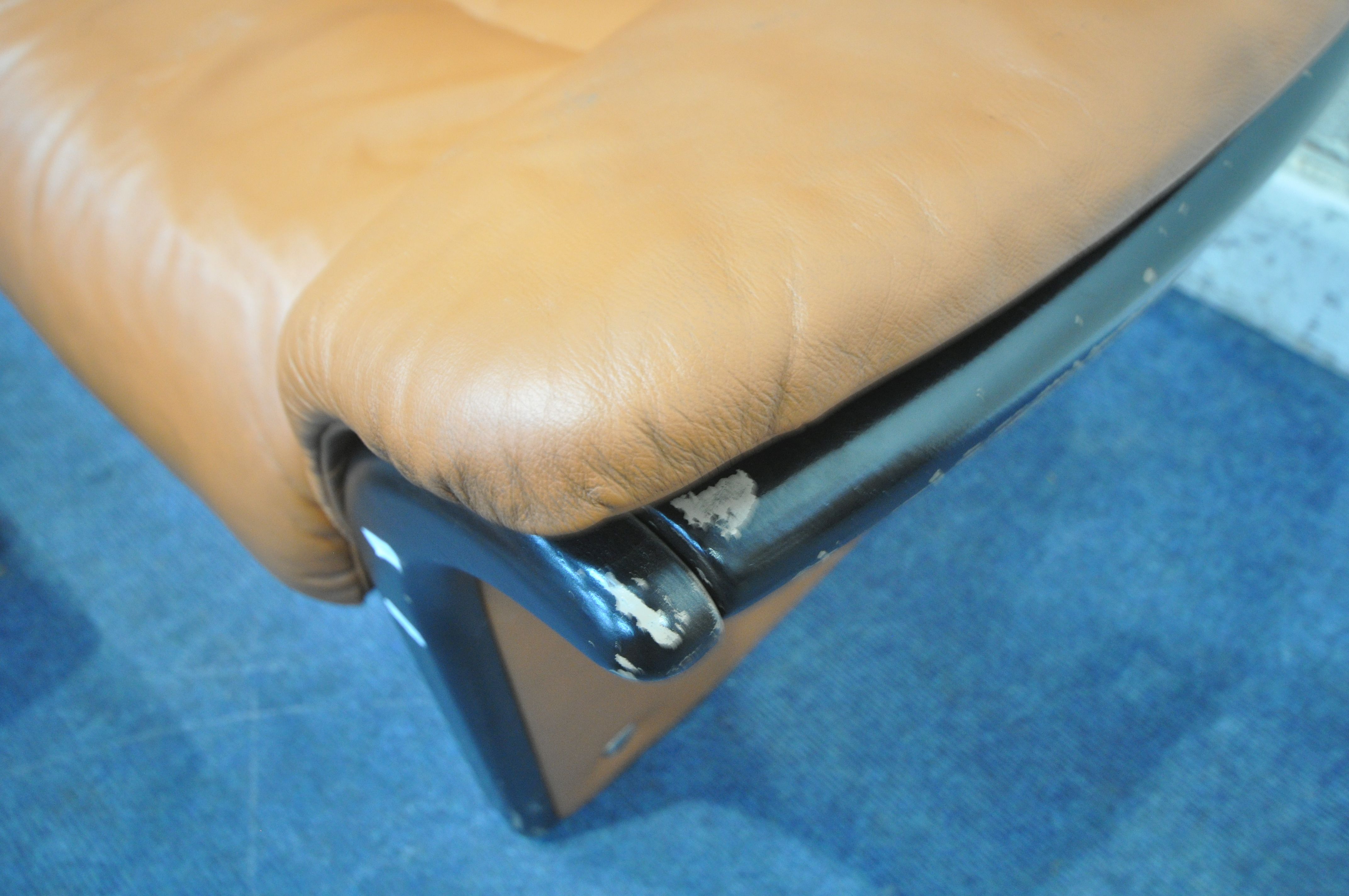 AN EKORNES STRESSLESS TWO SEATER RECLINING SOFA, 154cm x depth 78cm x height 106cm, along with a - Image 2 of 5