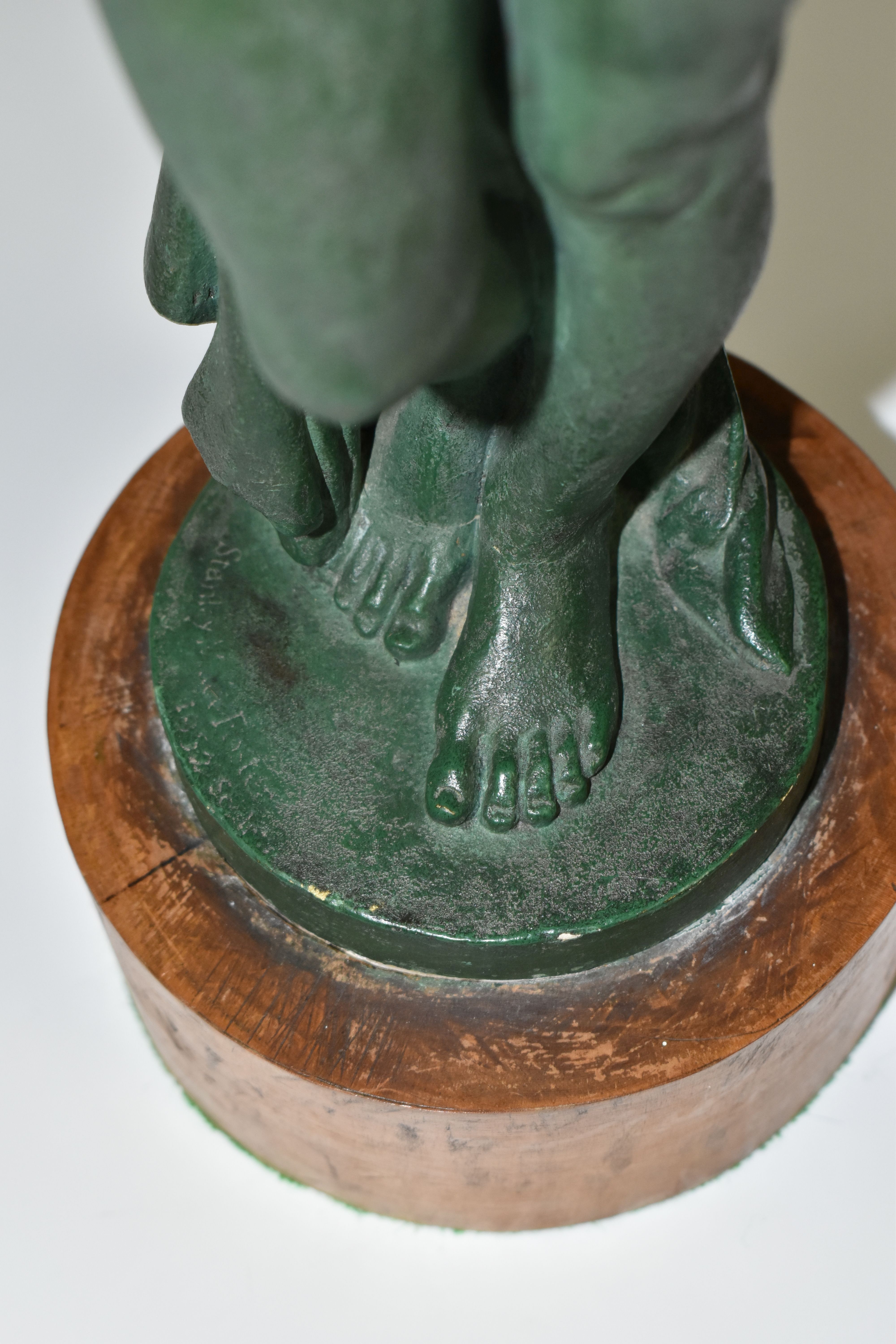 A GREEN PATINATED PLASTER SCULPTURE OF A FEMALE NUDE, by Stanley Mace Foster, signed and dated - Image 6 of 7