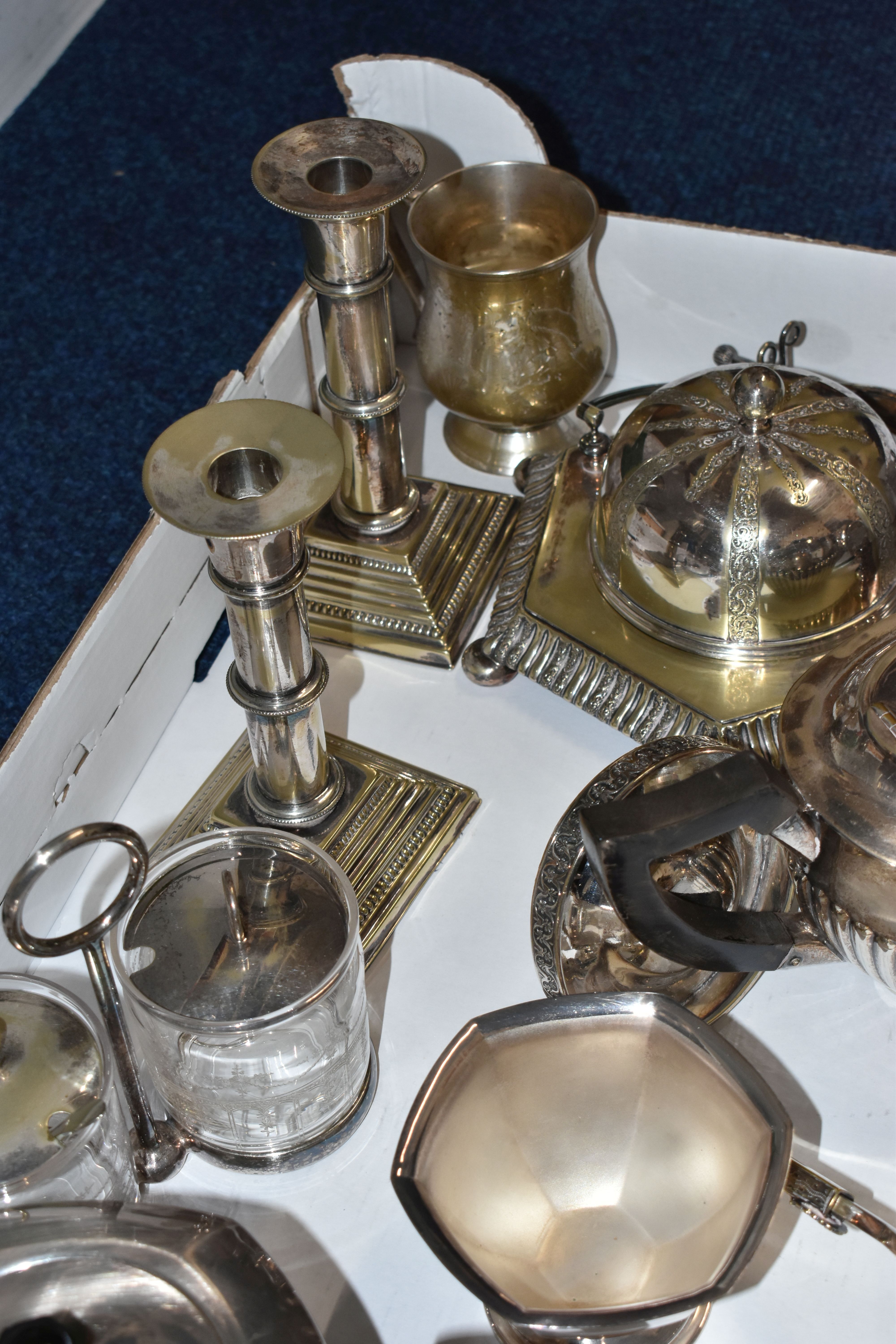 TWO BOXES OF ASSORTED WHITE METAL WARE, to include an EPNS circular tray with wavy outline, - Image 7 of 8